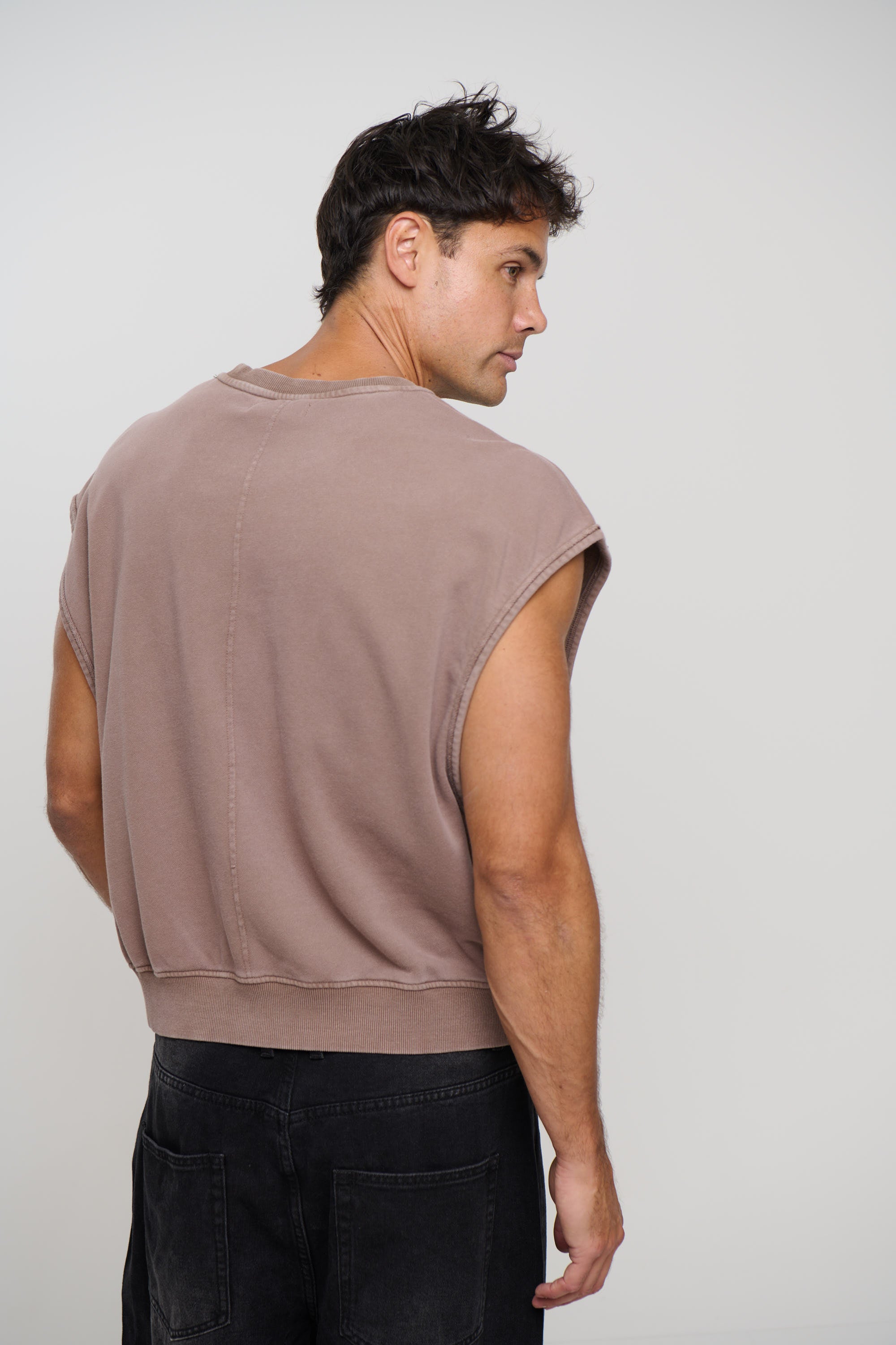 Cropped Fleece Ribbed Tank Choc