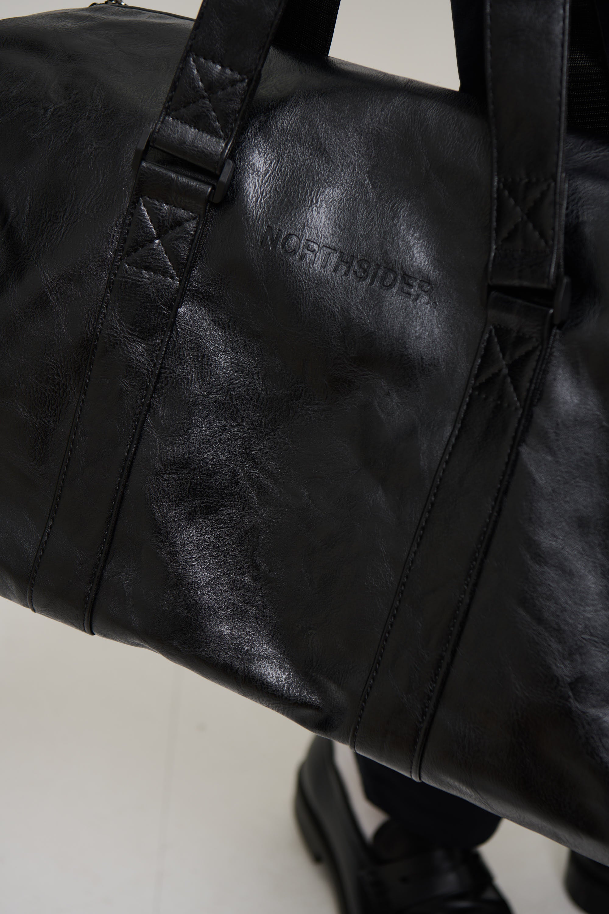 Utility Duffle Bag Black