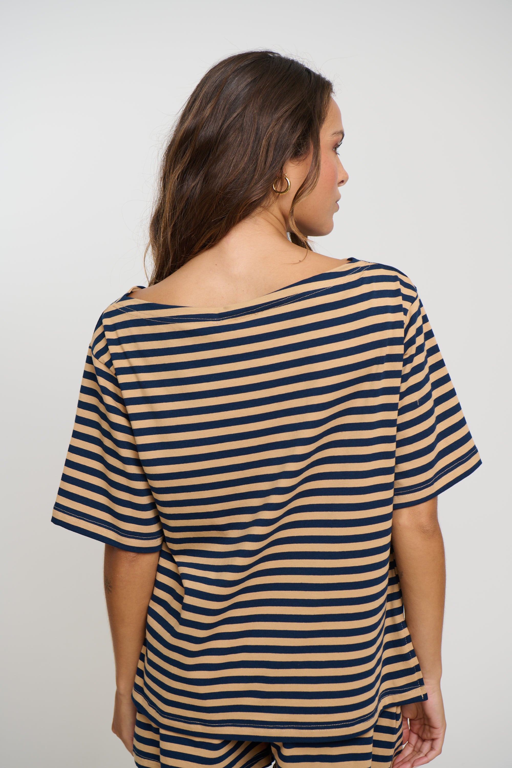Zena Off The Shoulder Tee Sand Stripe