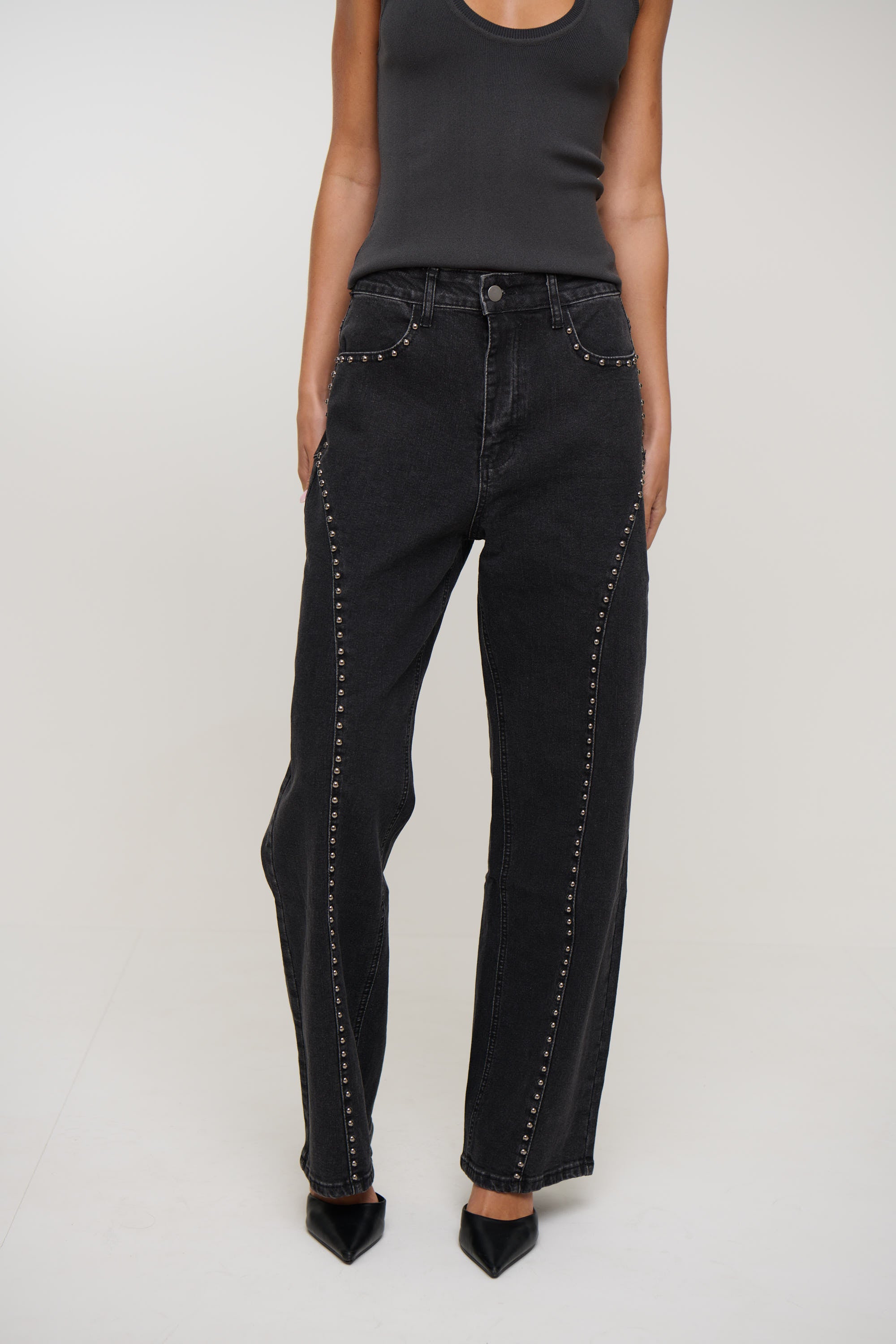 Reese Jean Washed Black