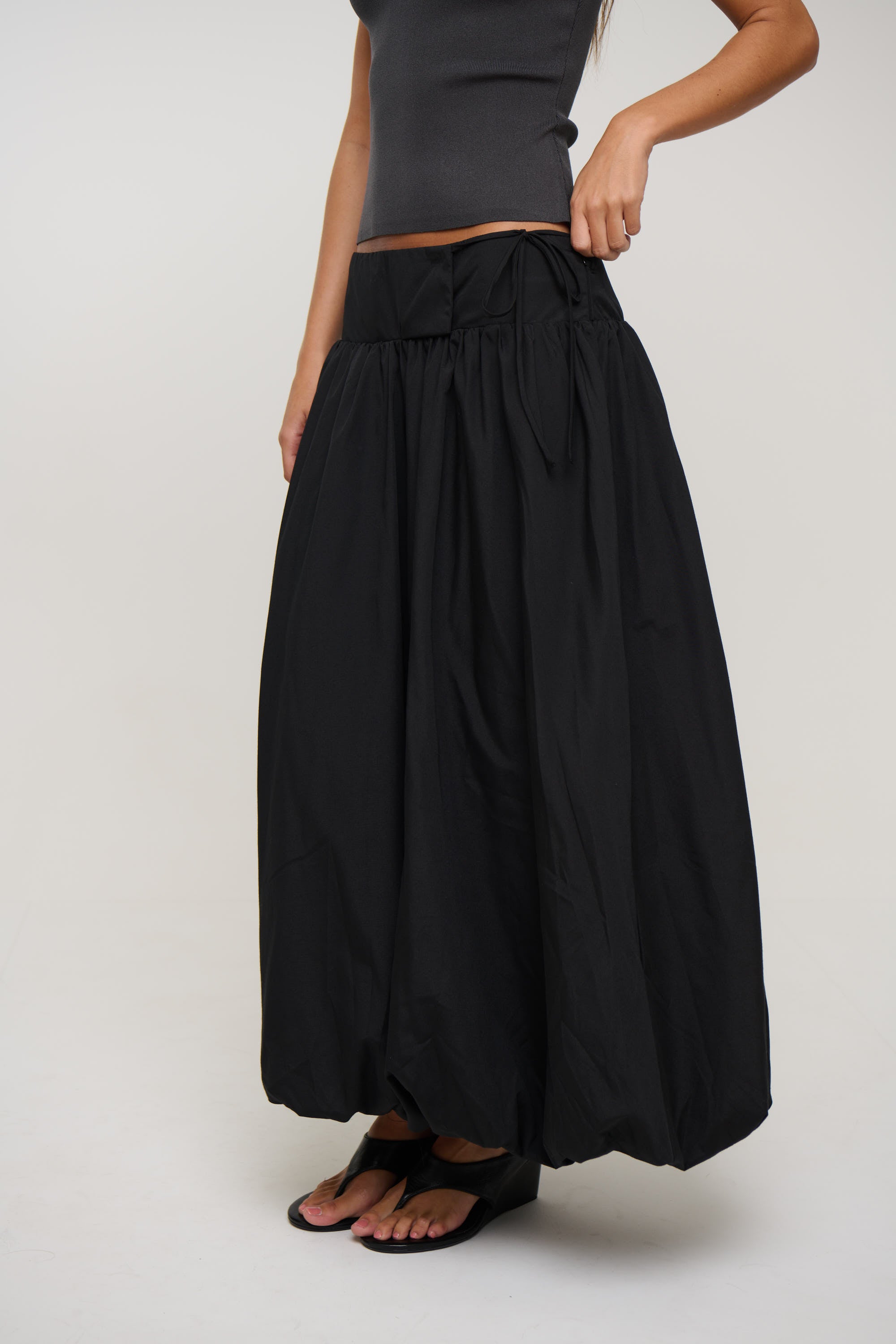 Stevie Midi Skirt Black