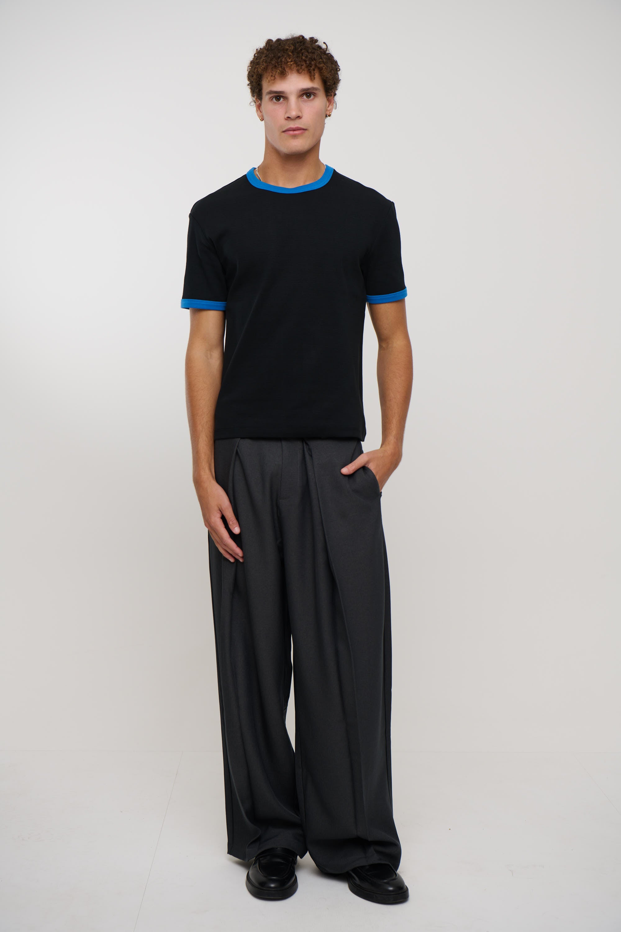 Charlie Ringer Tee Black