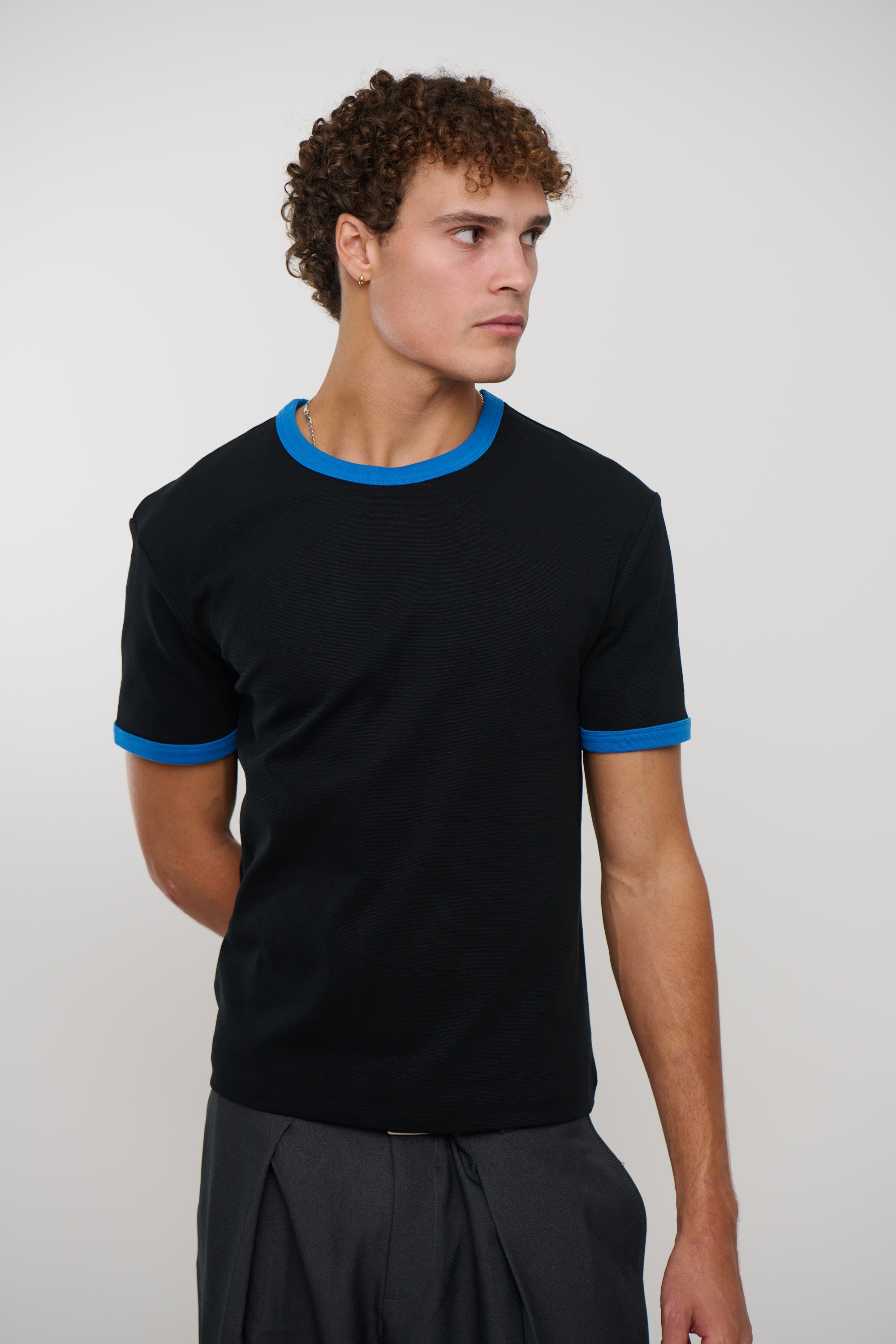 Charlie Ringer Tee Black