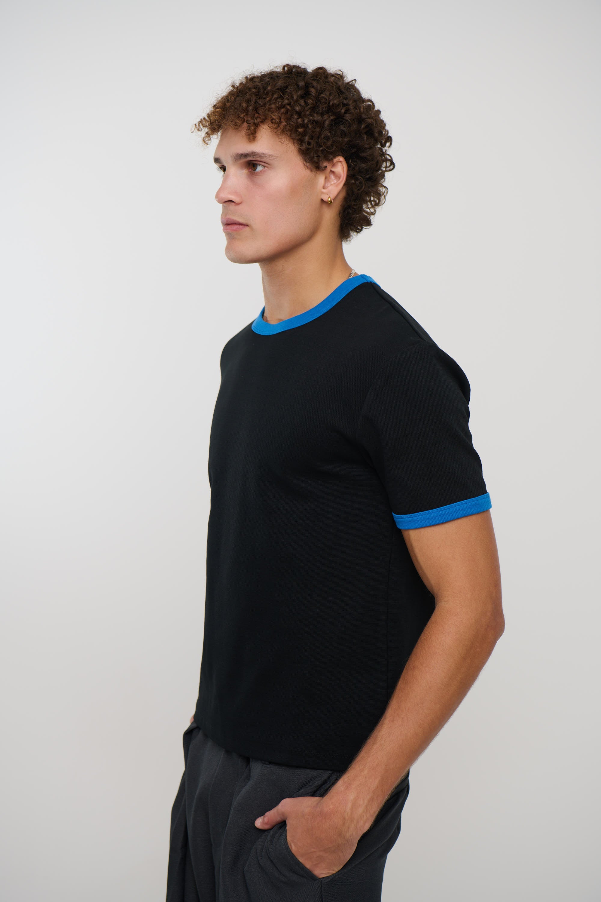 Charlie Ringer Tee Black