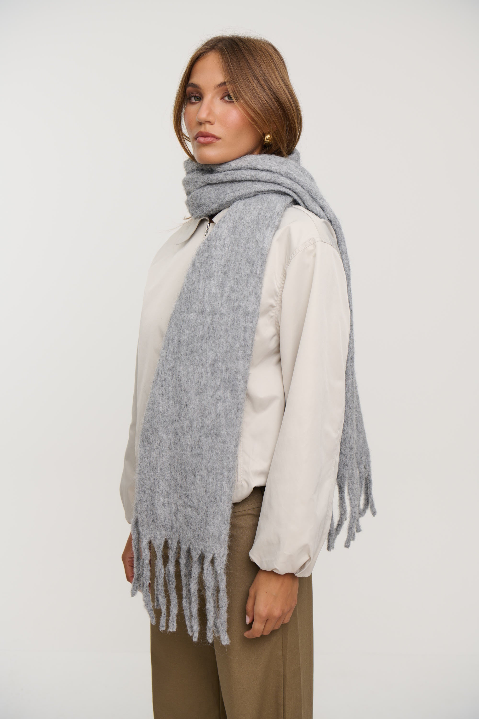 Ilaria Fluffy Scarf Grey
