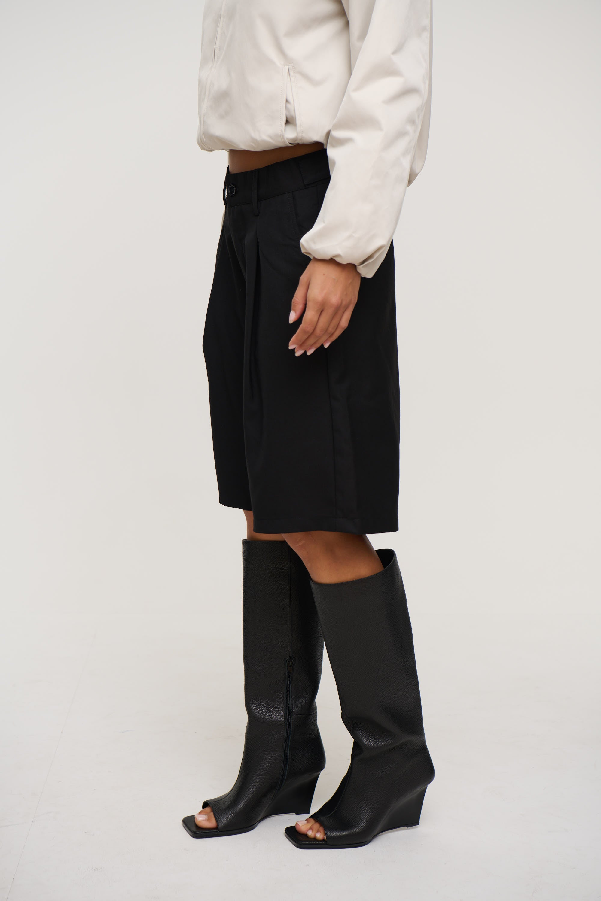 Unisex Dom Relaxed Short Black