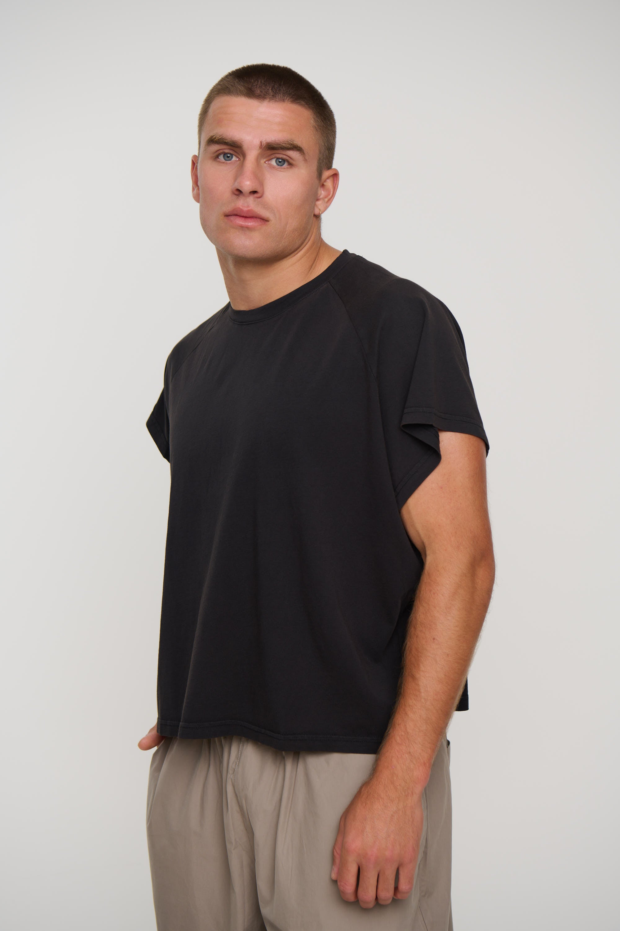 Raglan Crop Box Tank Charcoal