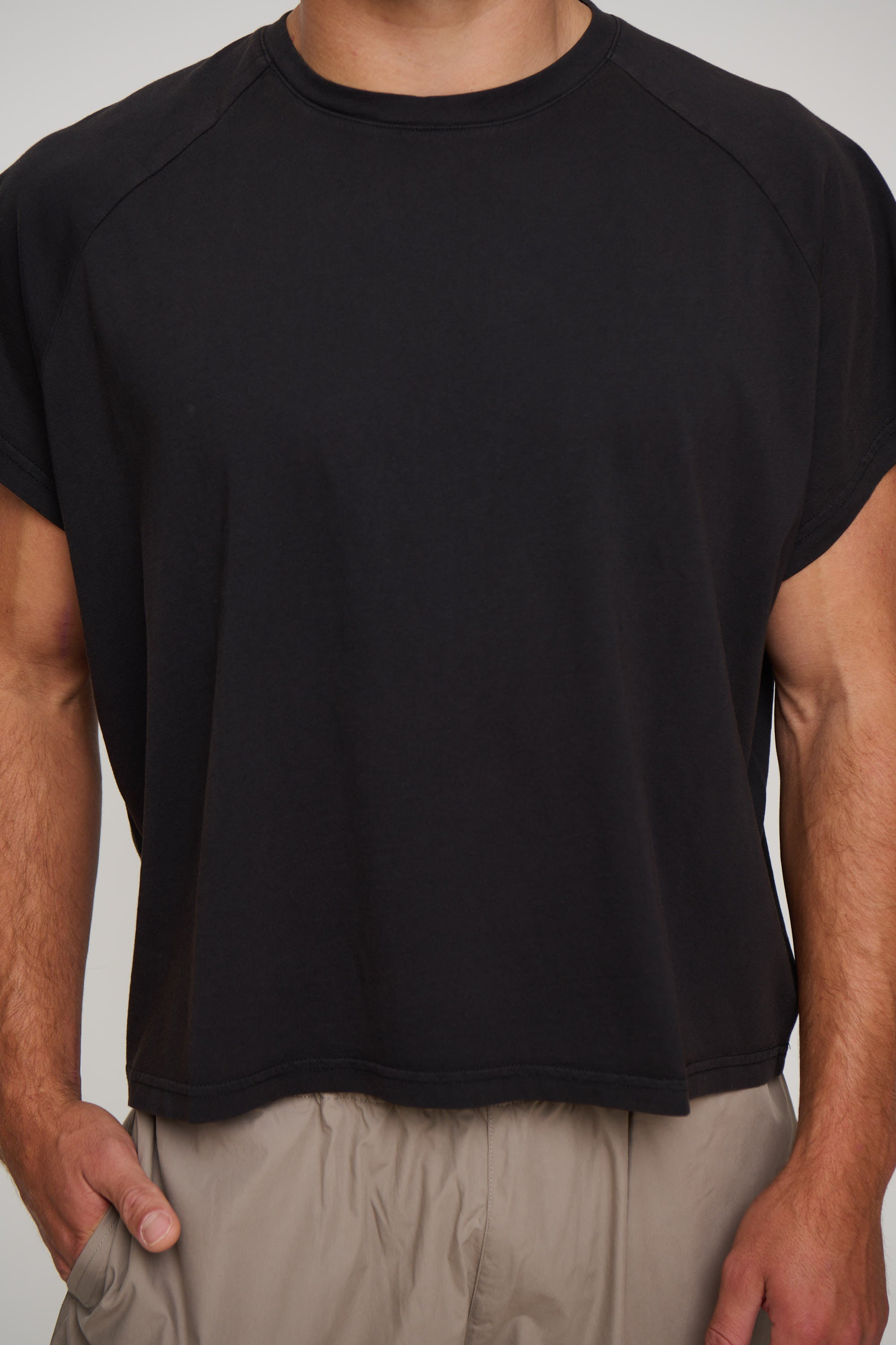 Raglan Crop Box Tank Charcoal