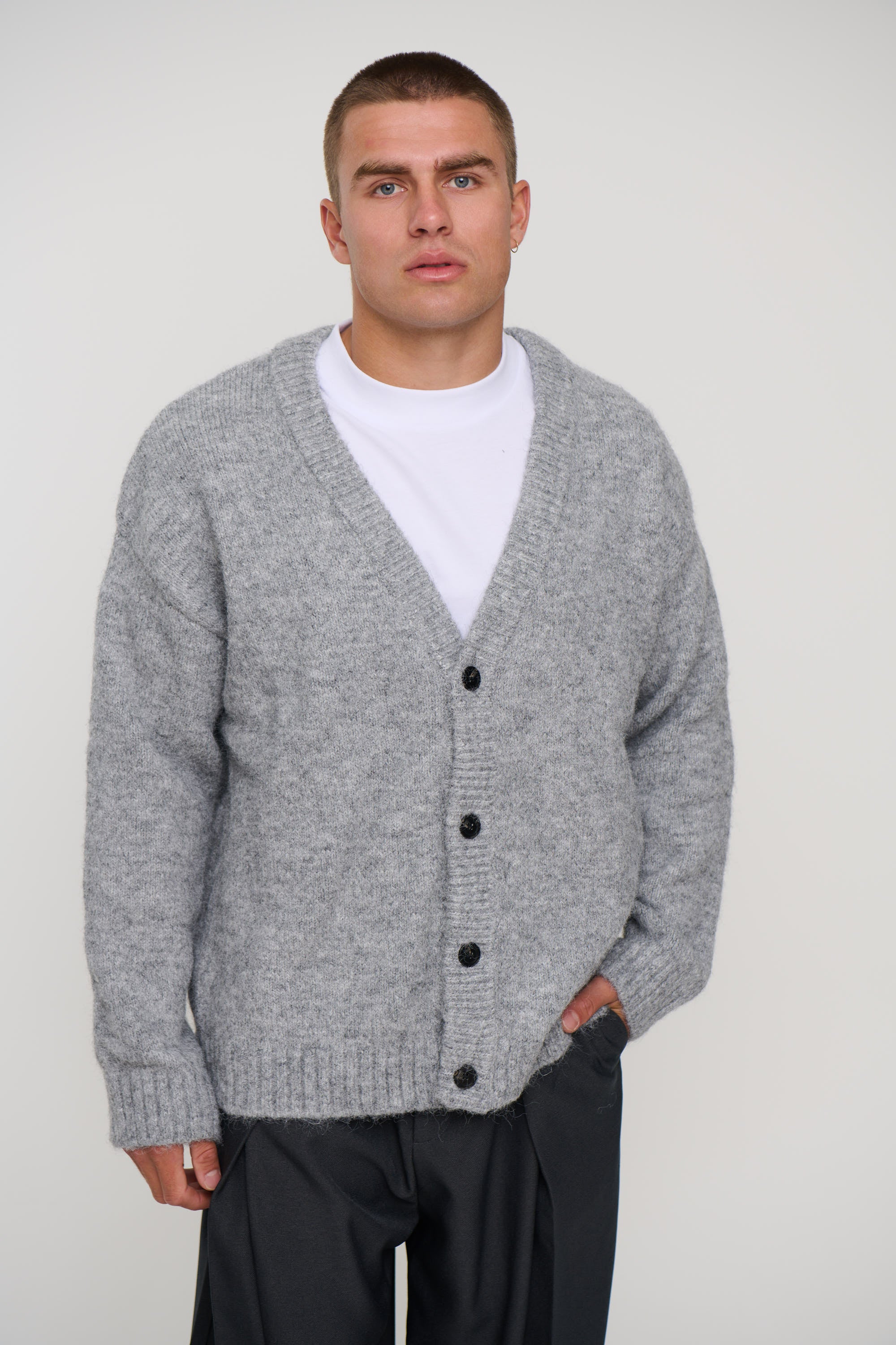 Knitted Oversize Cardigan Grey