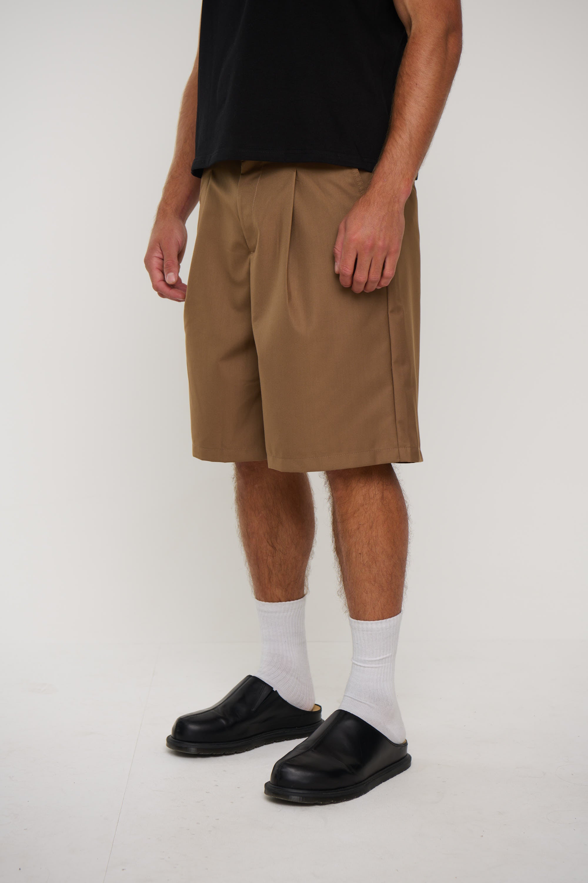 Dom Relaxed Short Choc