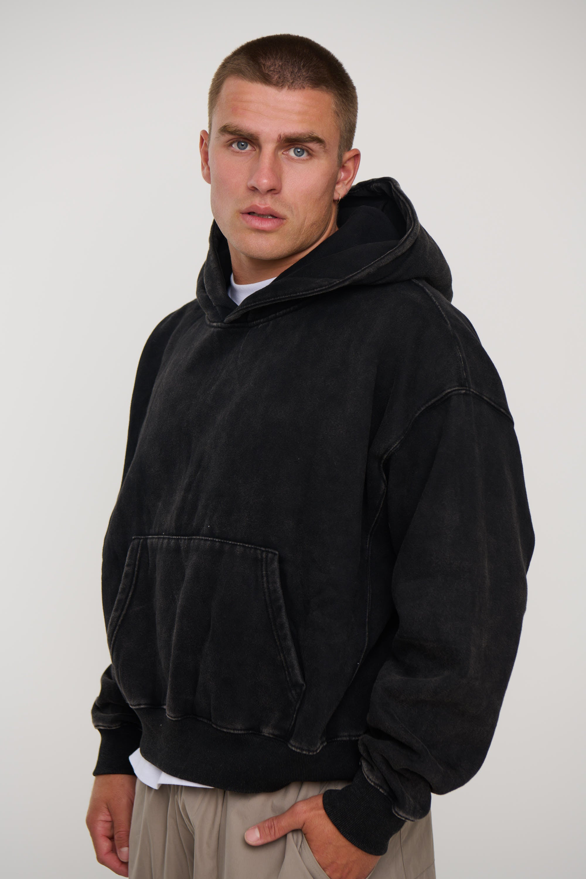 Roman Oversize Hoodie Black
