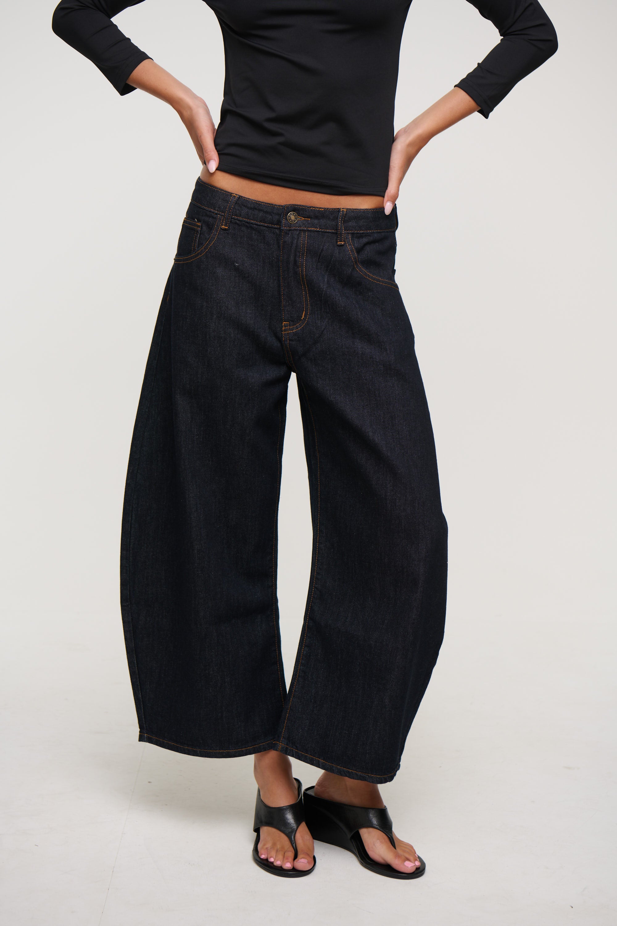 Horseshoe Cropped Jean Indigo