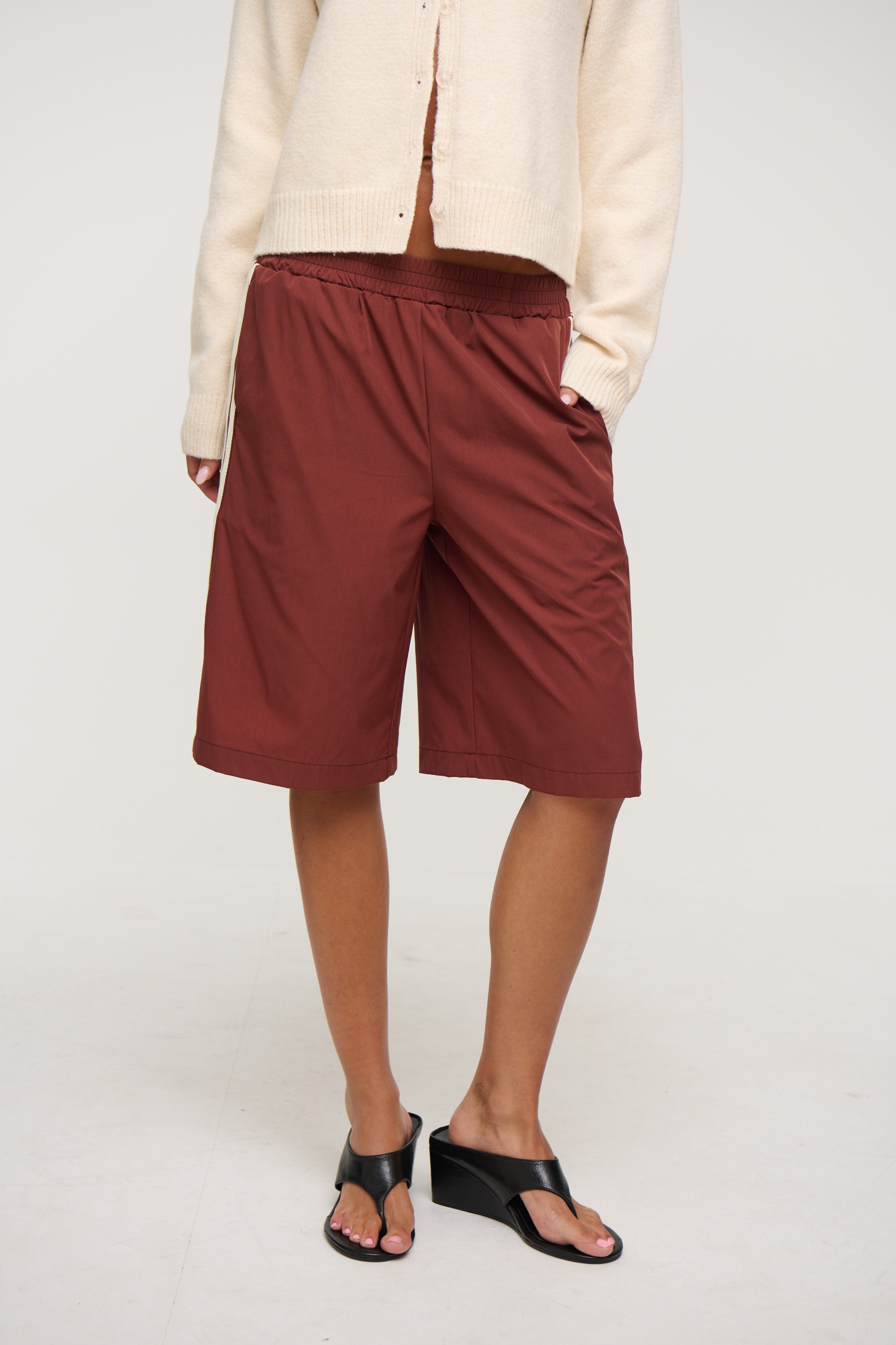 Aspen Long Short Chocolate