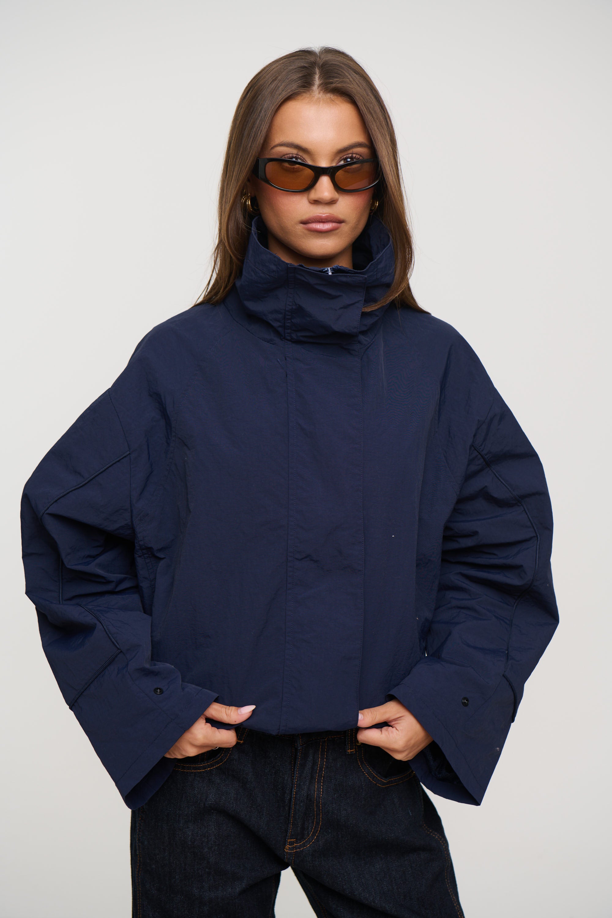 Shoreline Windbreaker Navy