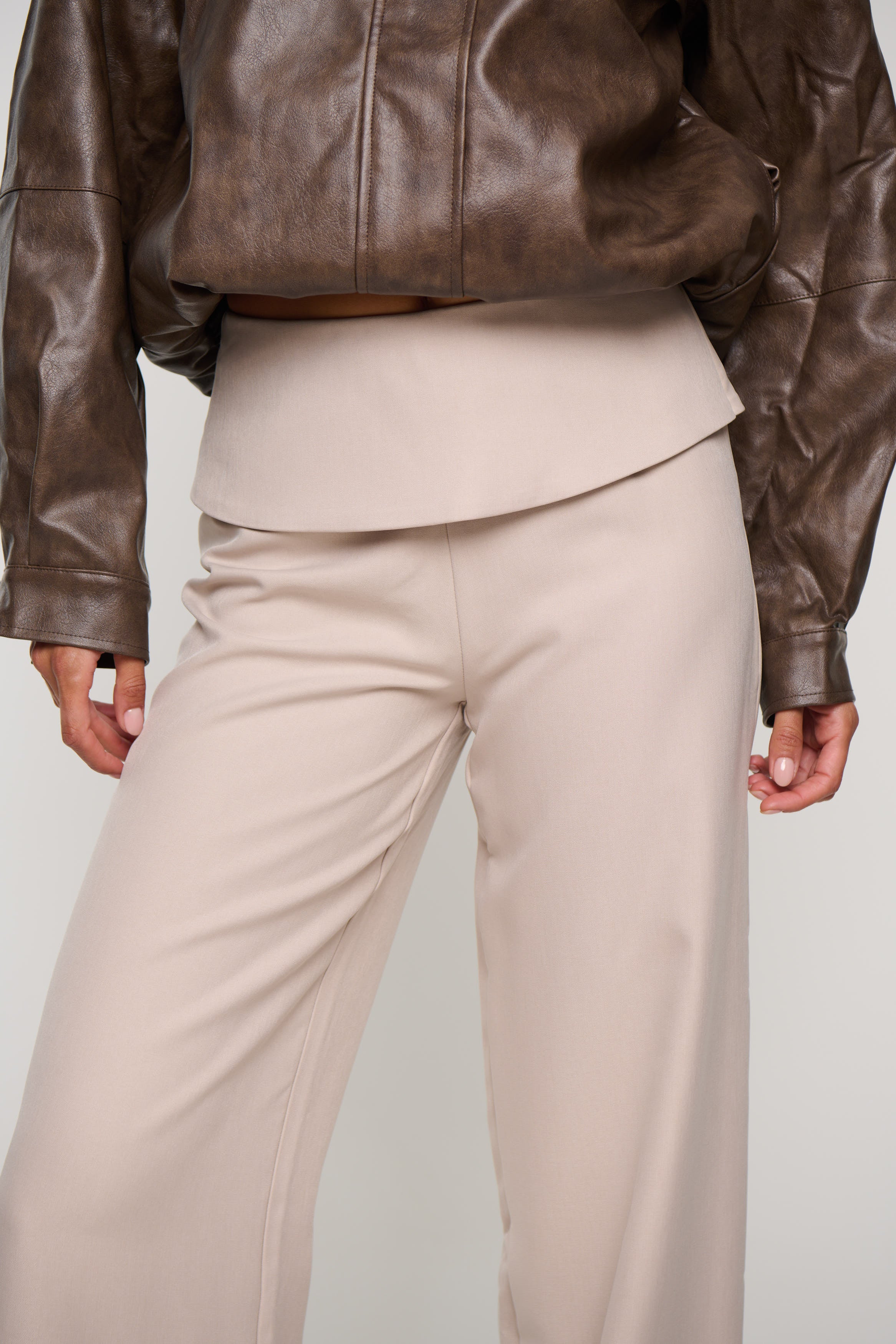 Vespera Pant Oat