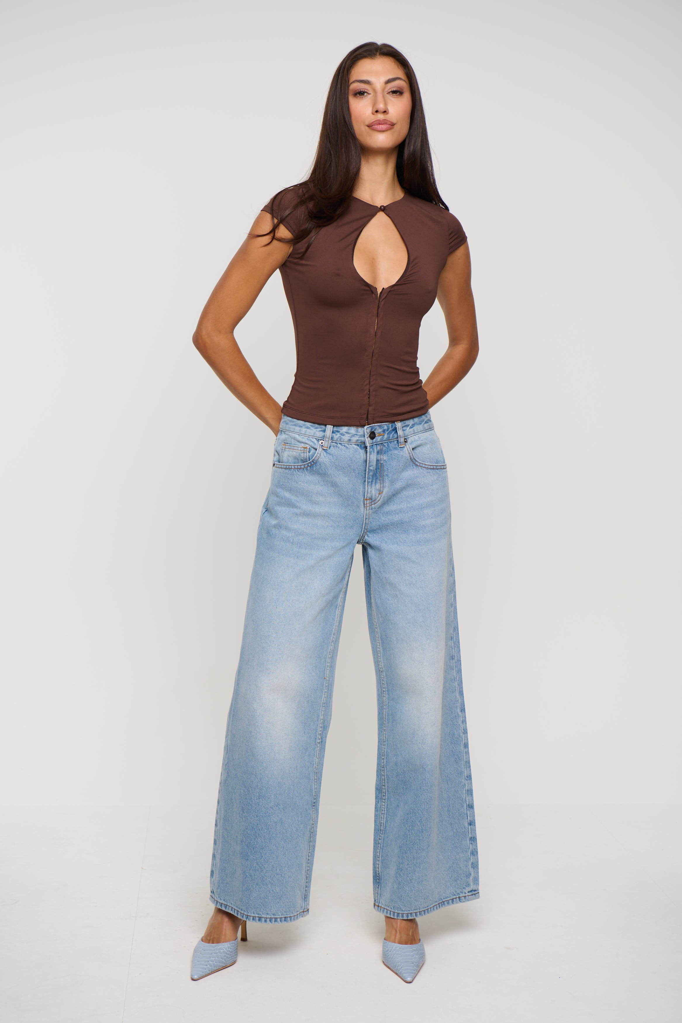 Lacey Short Sleeve Chocolate