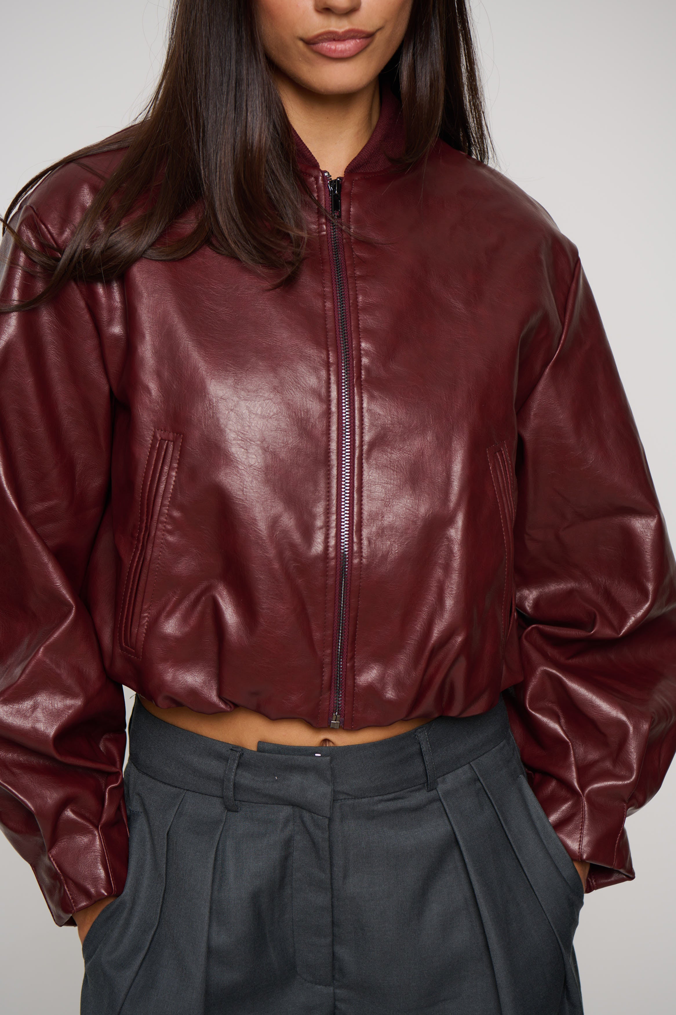 Clara Bomber Wine