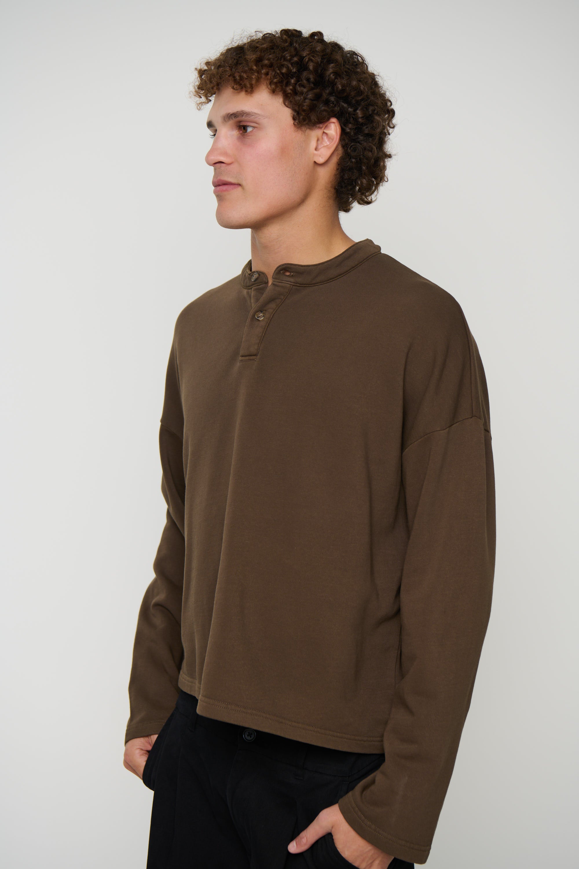 Fleece Crop Henley Choc