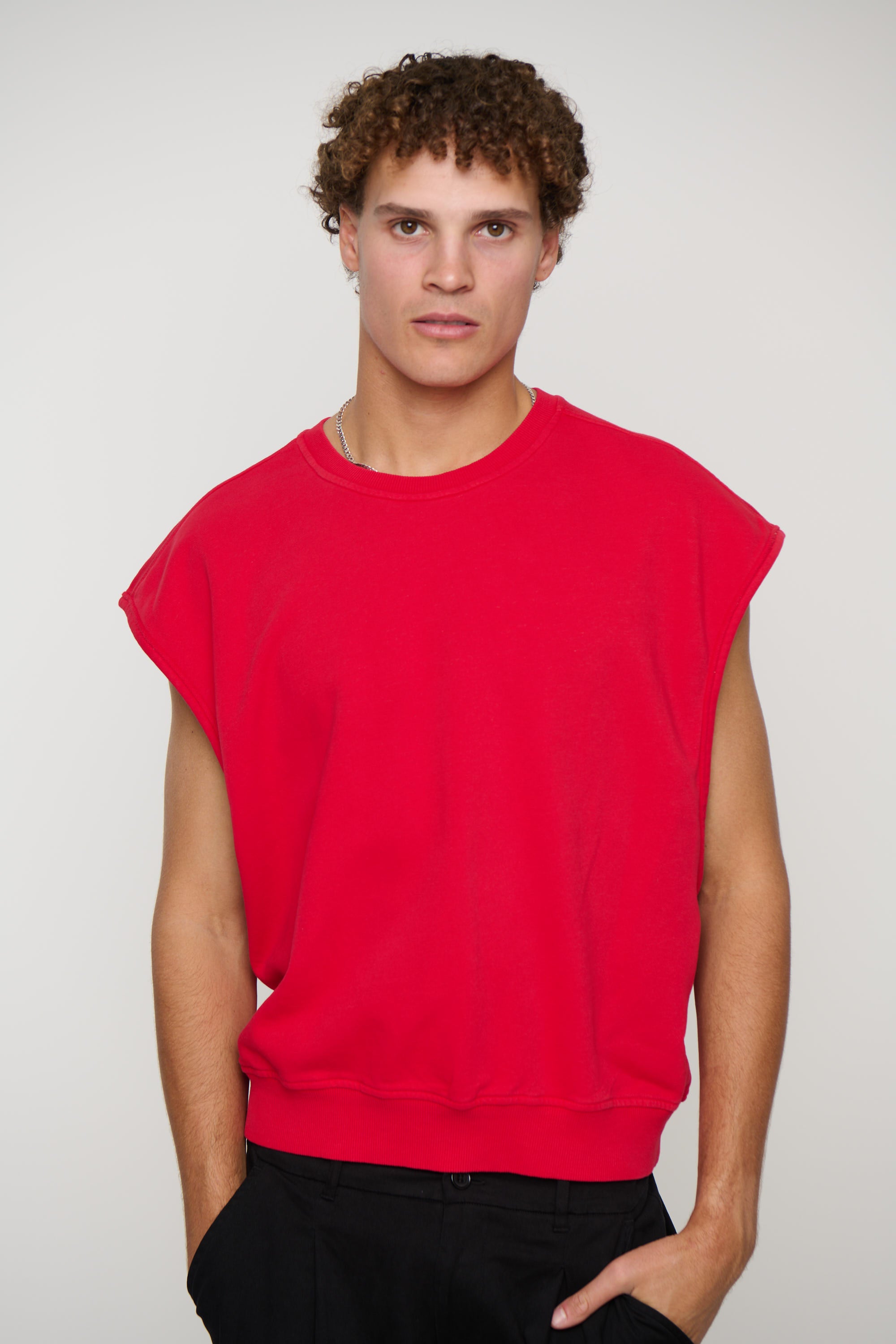 Cropped Fleece Ribbed Tank Red
