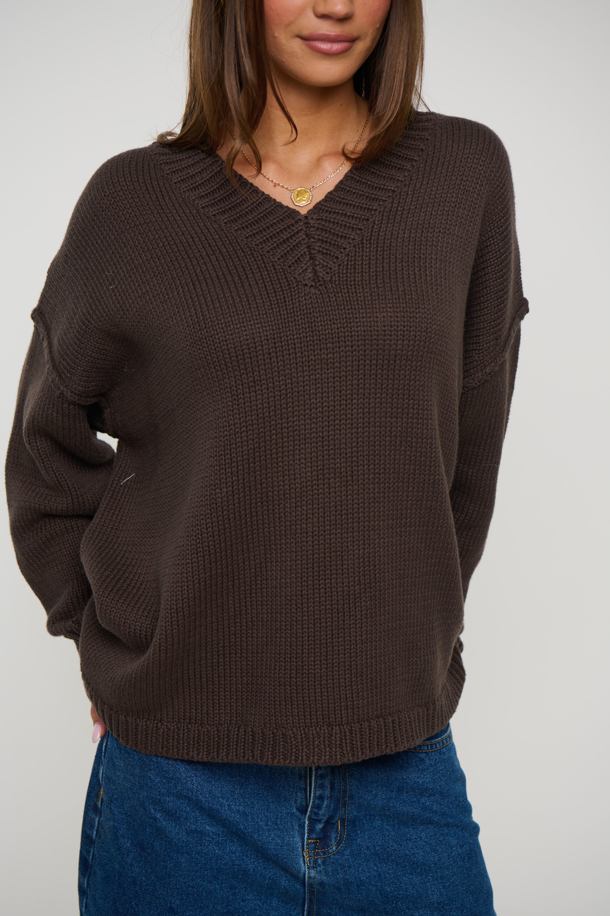 Willow V Neck Knit Chocolate