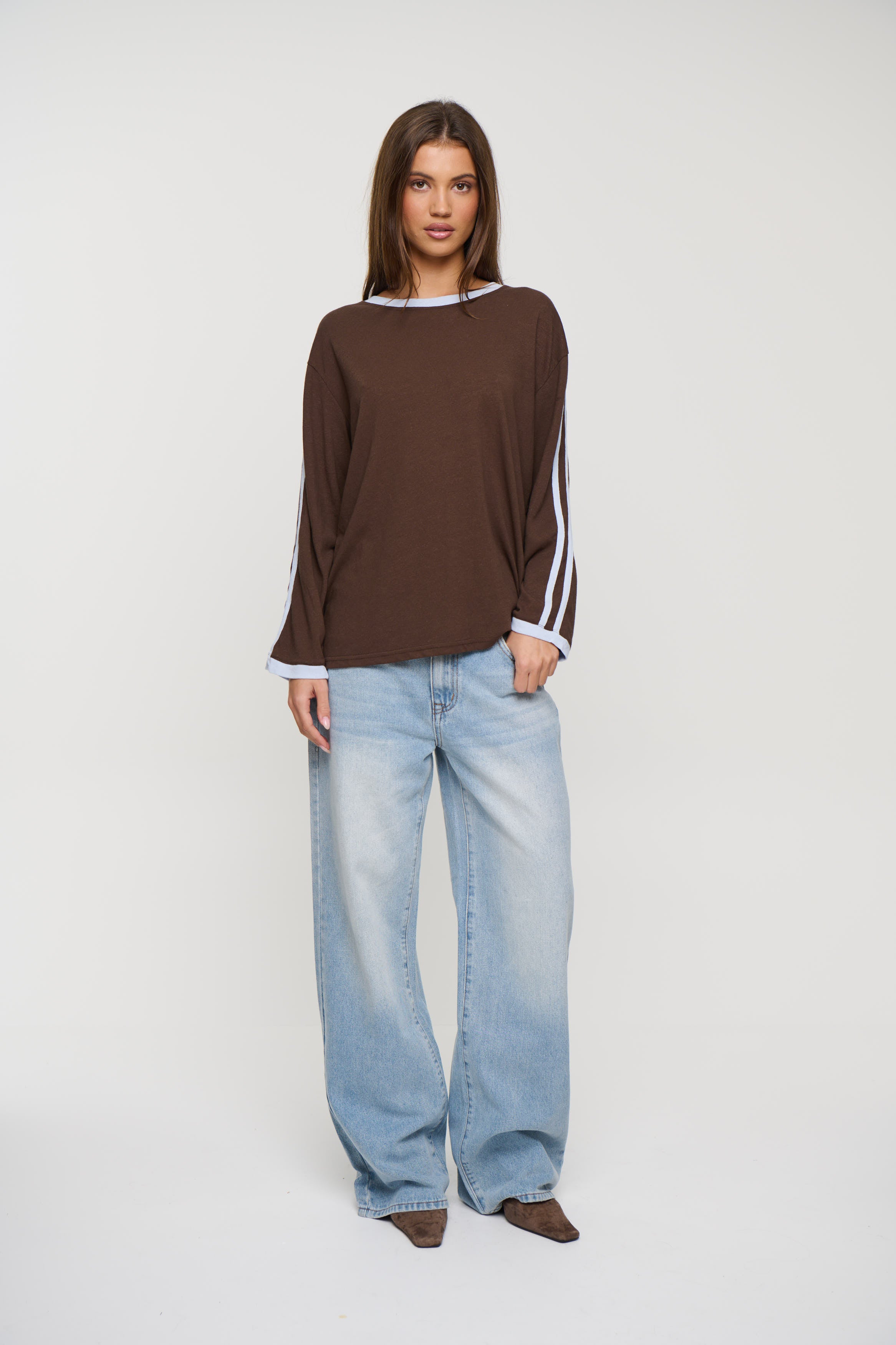 Hollis Long Sleeve Chocolate
