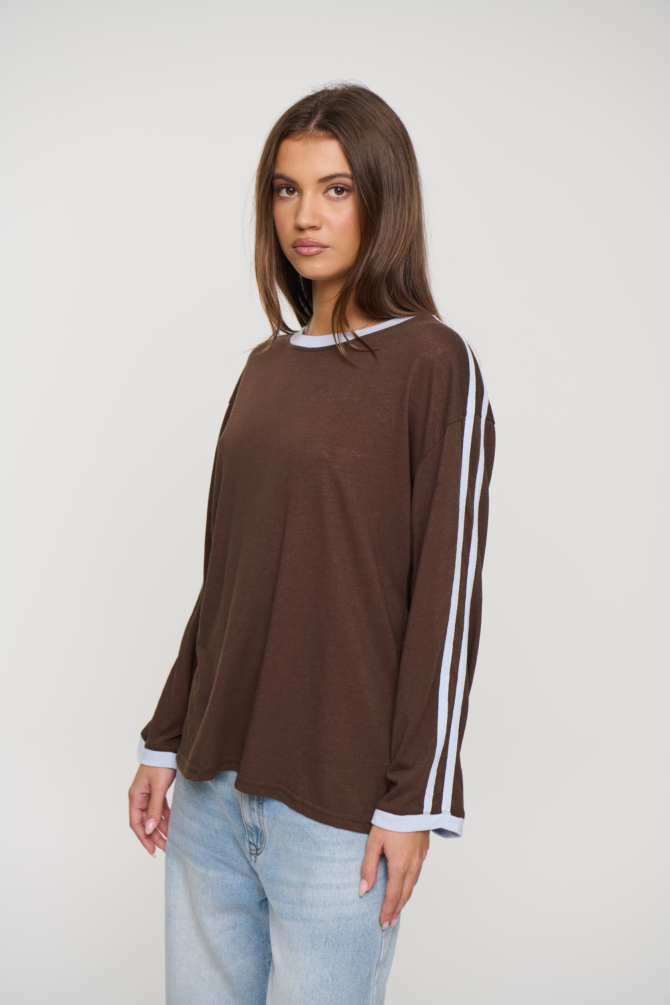 Hollis Long Sleeve Chocolate
