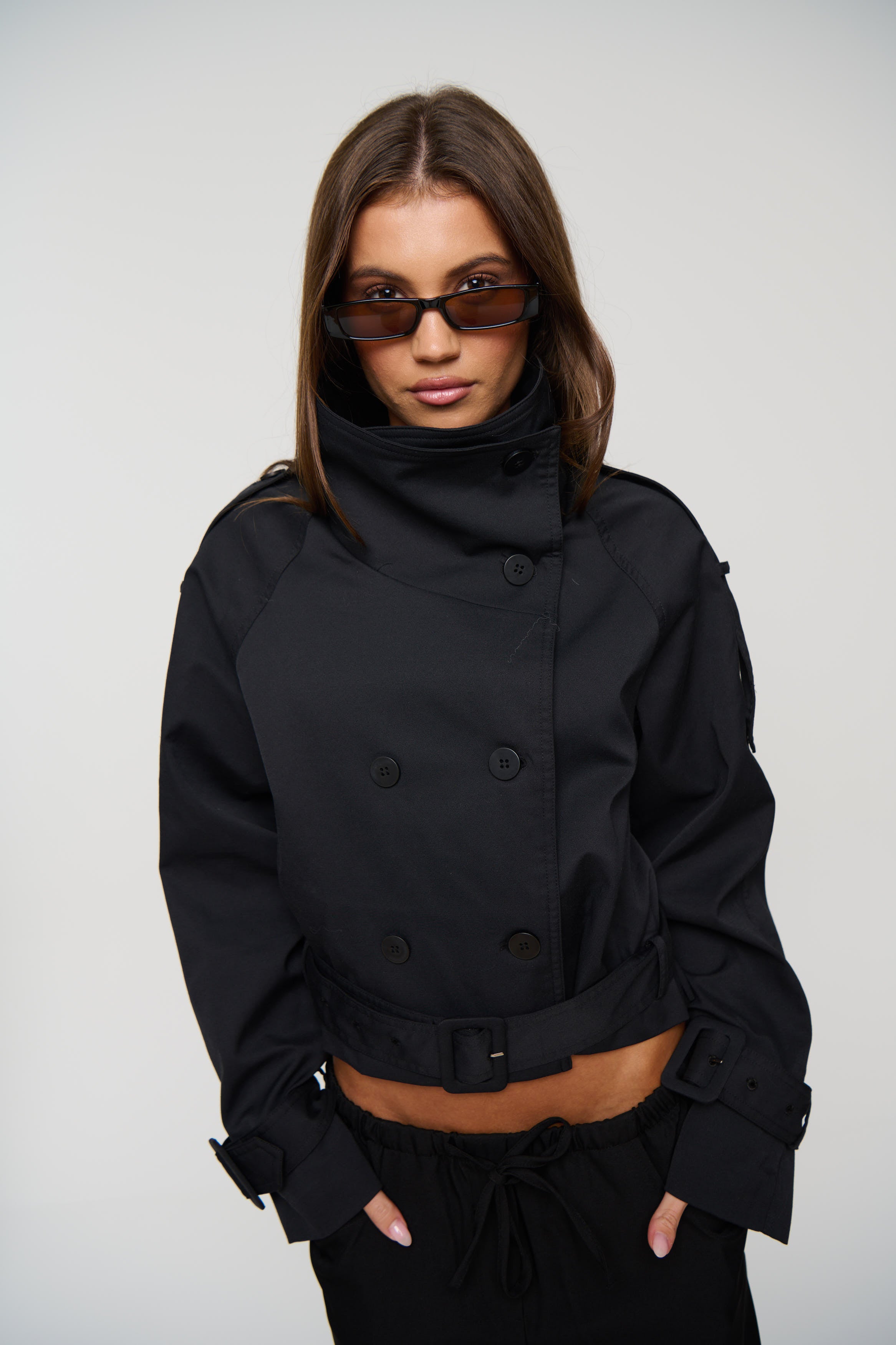 Blanc Cropped Trench Noir