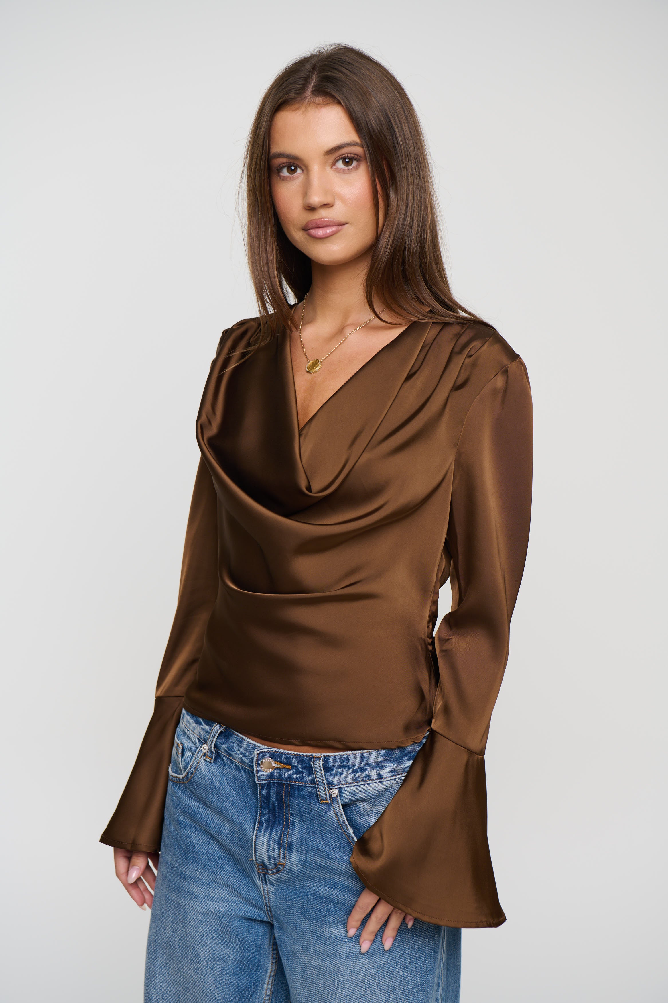 Arna Long Sleeve Chocolate