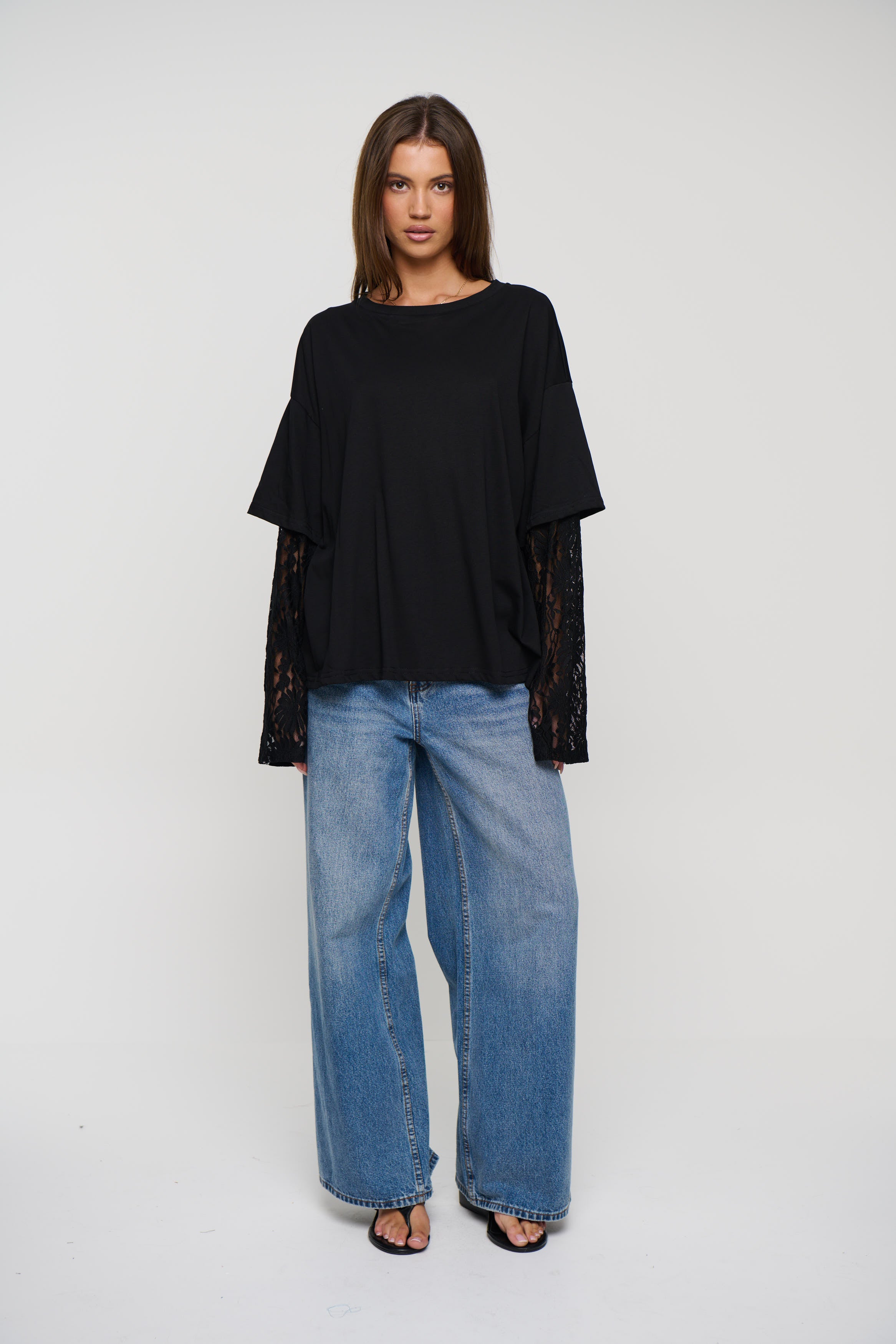 Rommy Lace Tee Black