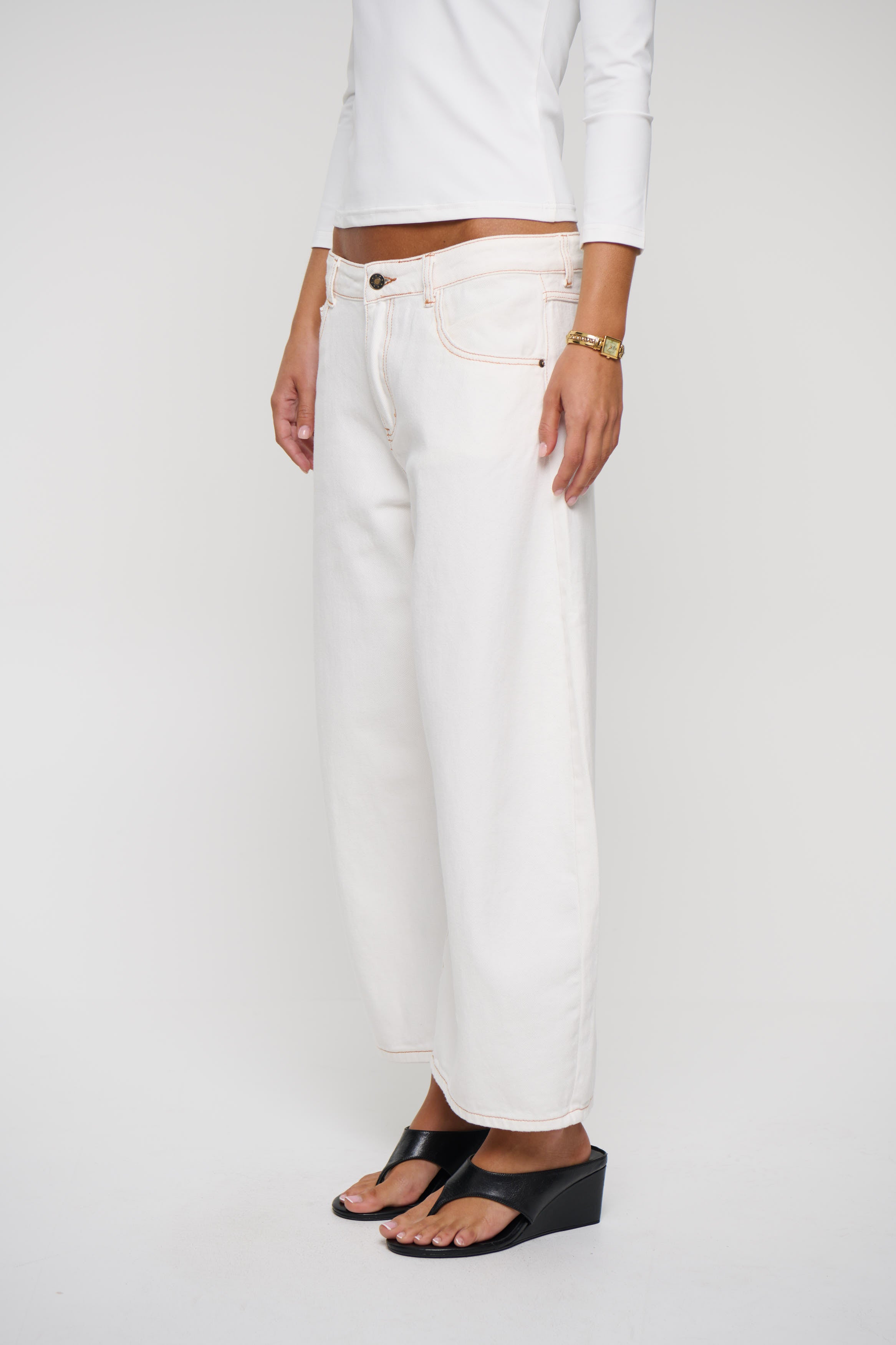 Horseshoe Cropped Jean Porcelain
