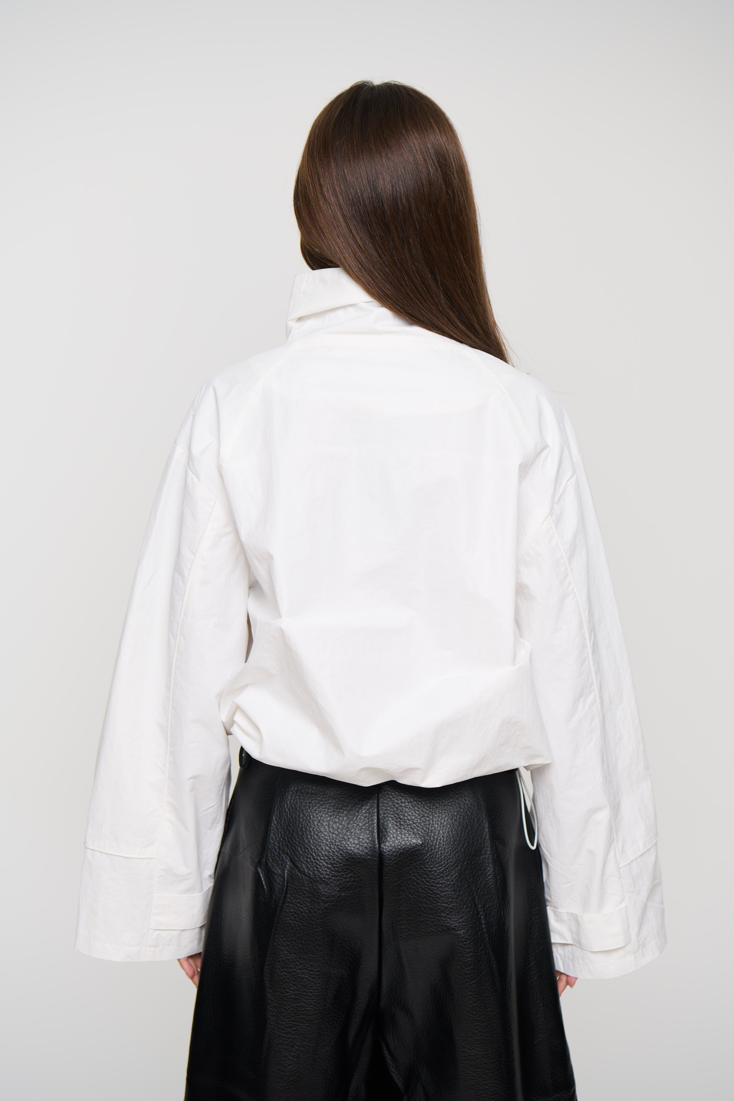 Shoreline Windbreaker Porcelain