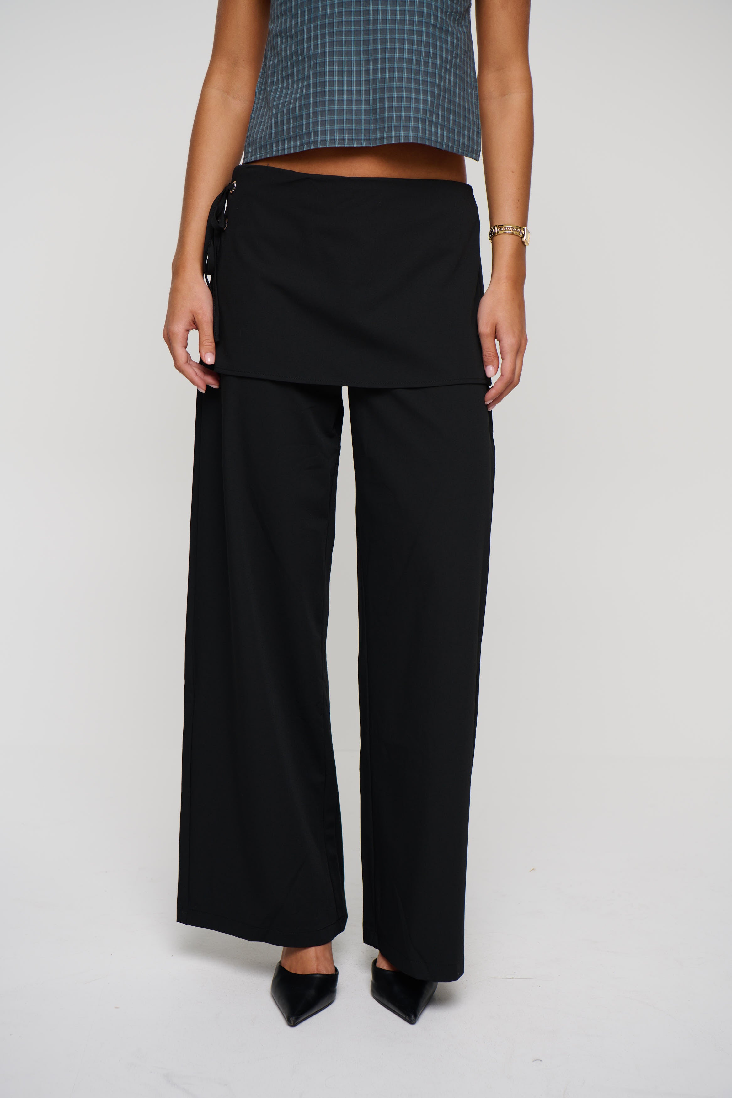 Camila Pant Black