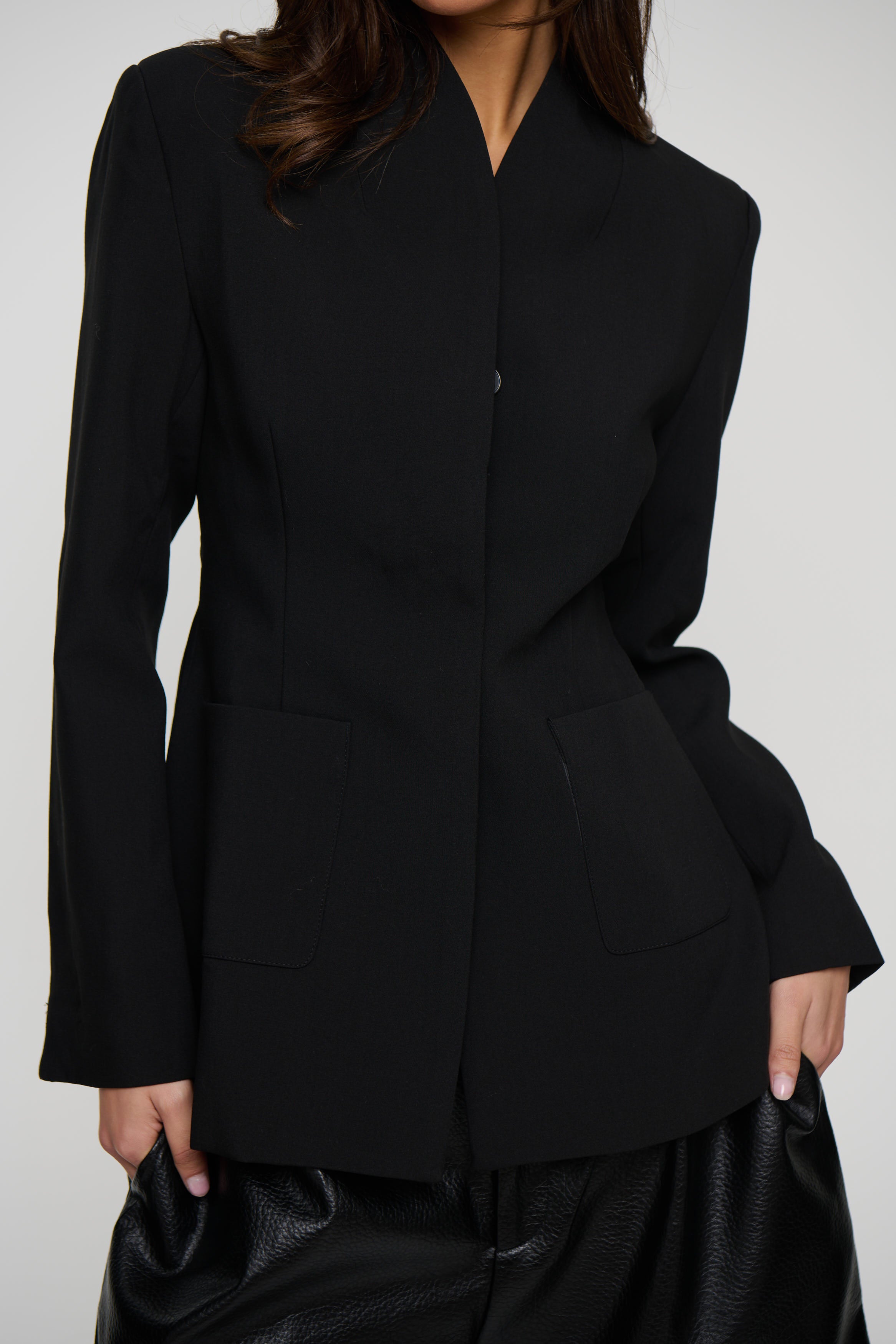 Lindsay Blazer Black