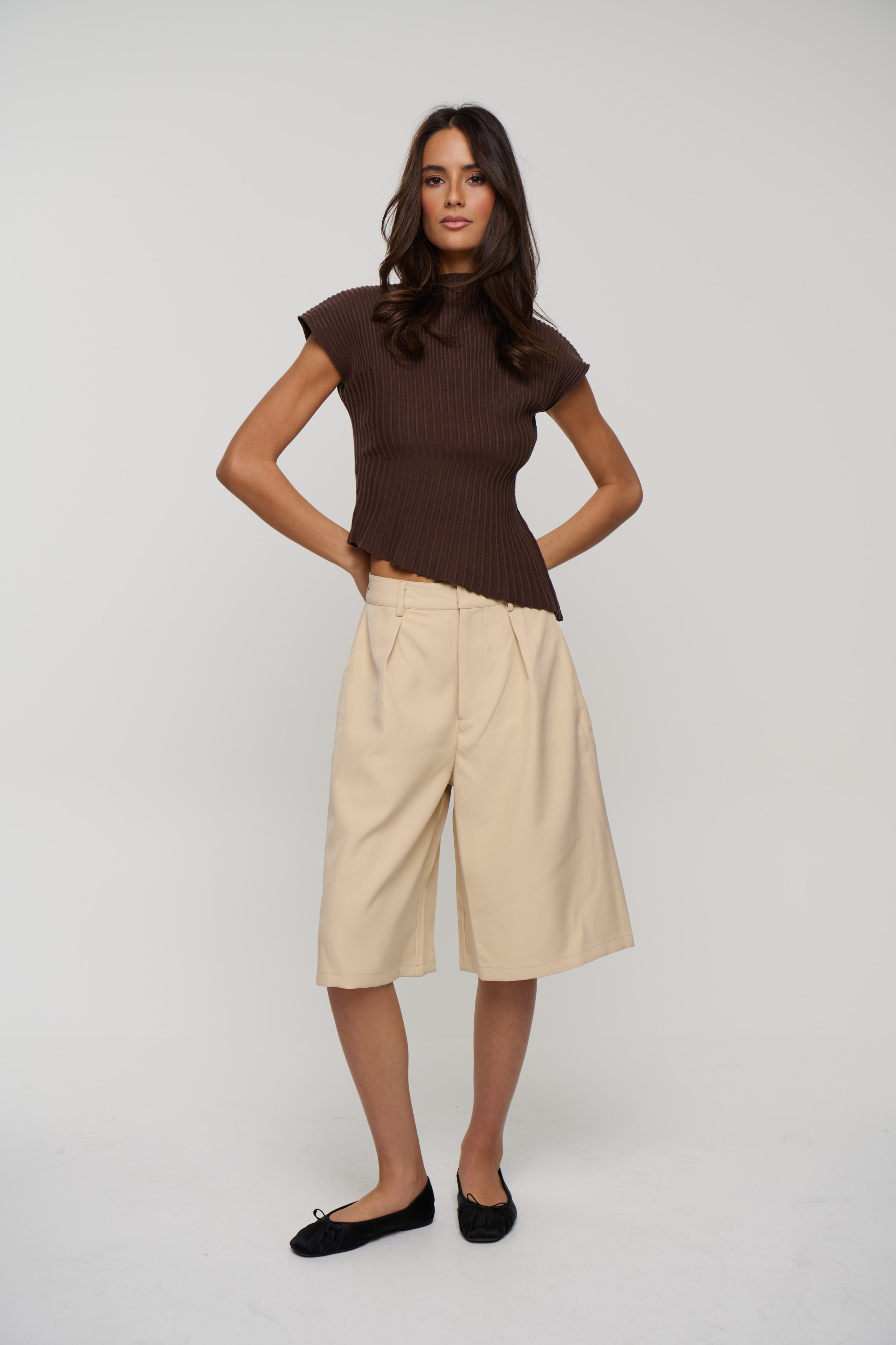 Amira Top Chocolate