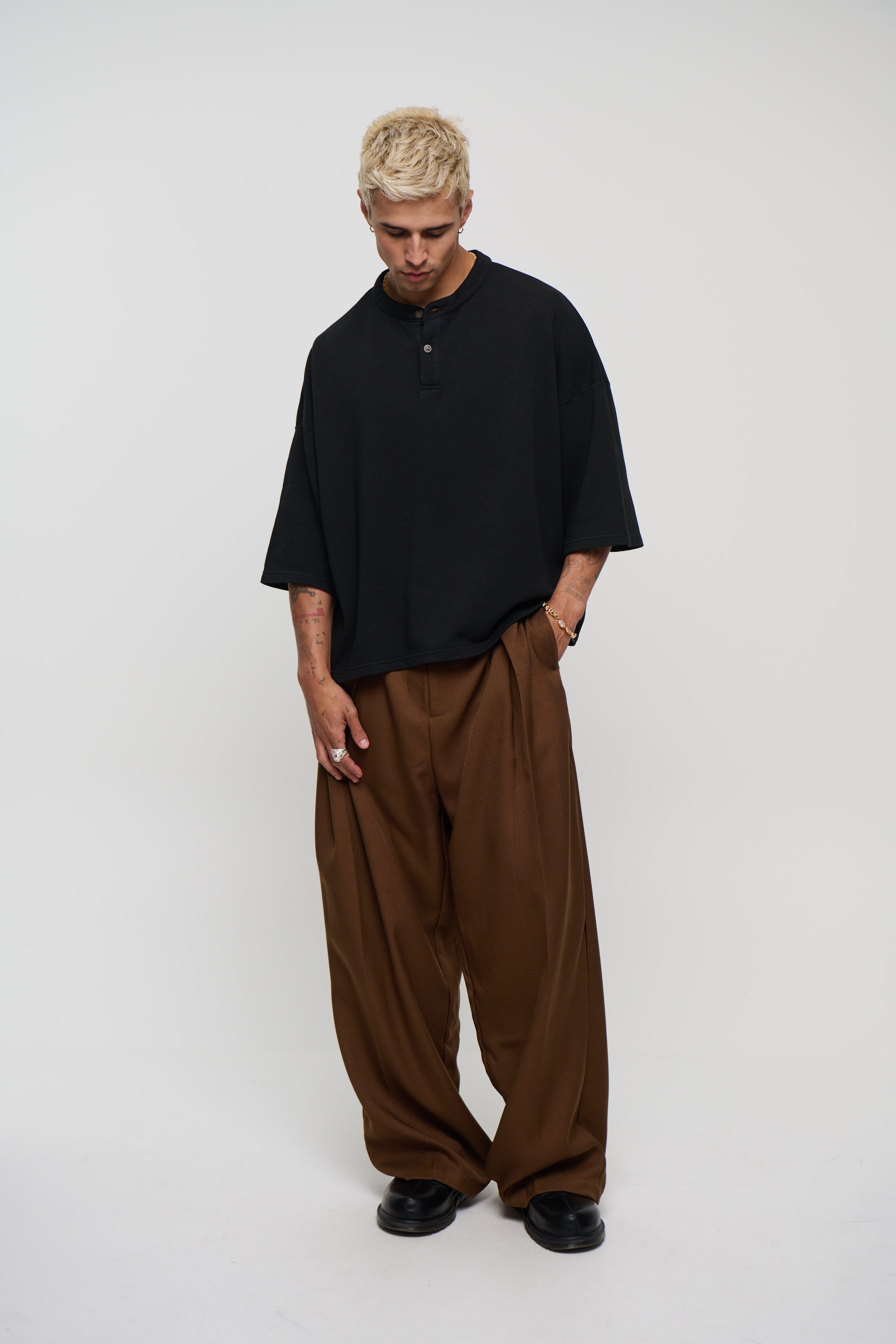 Josh Baggy Pant Choc