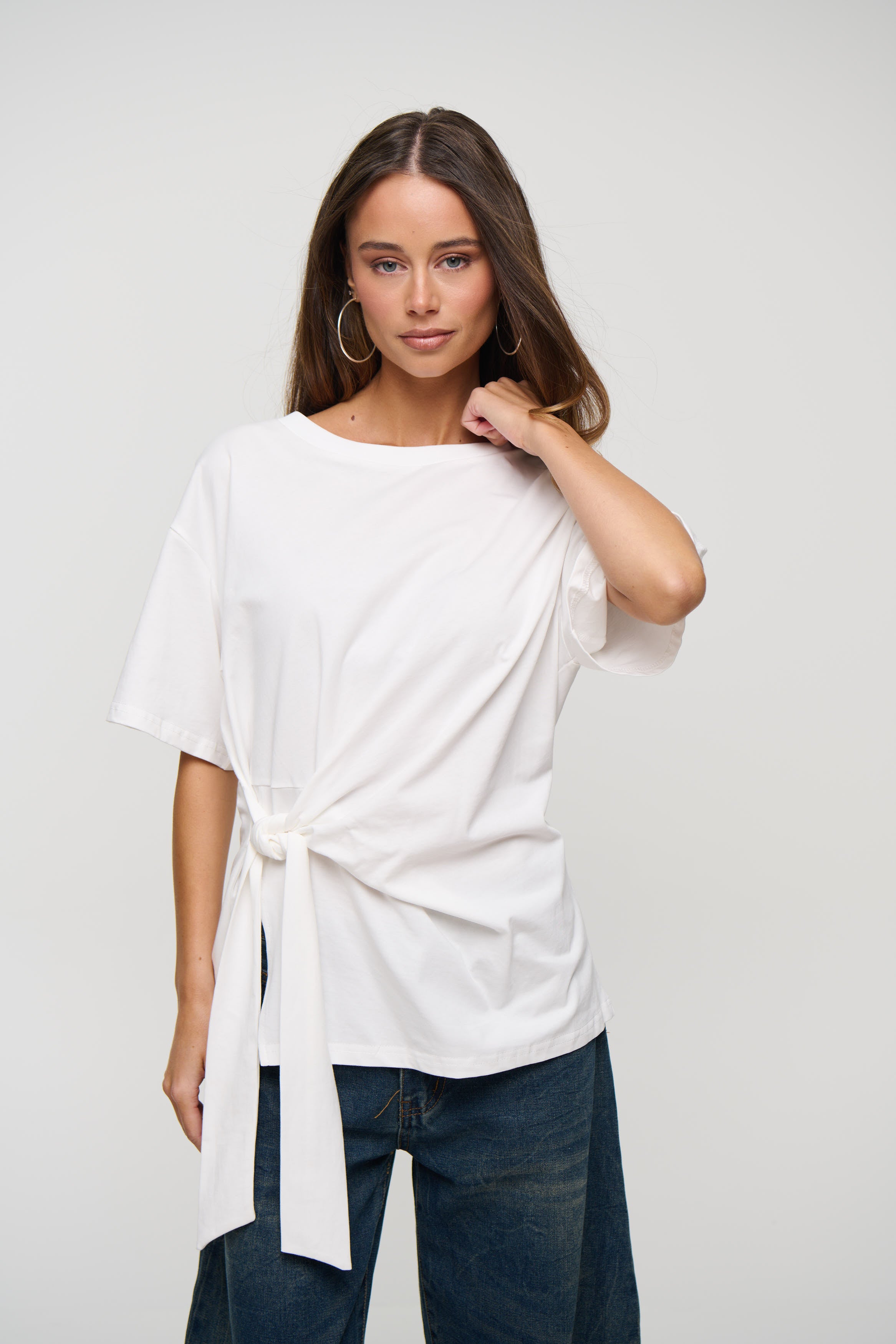Daniella Tee White