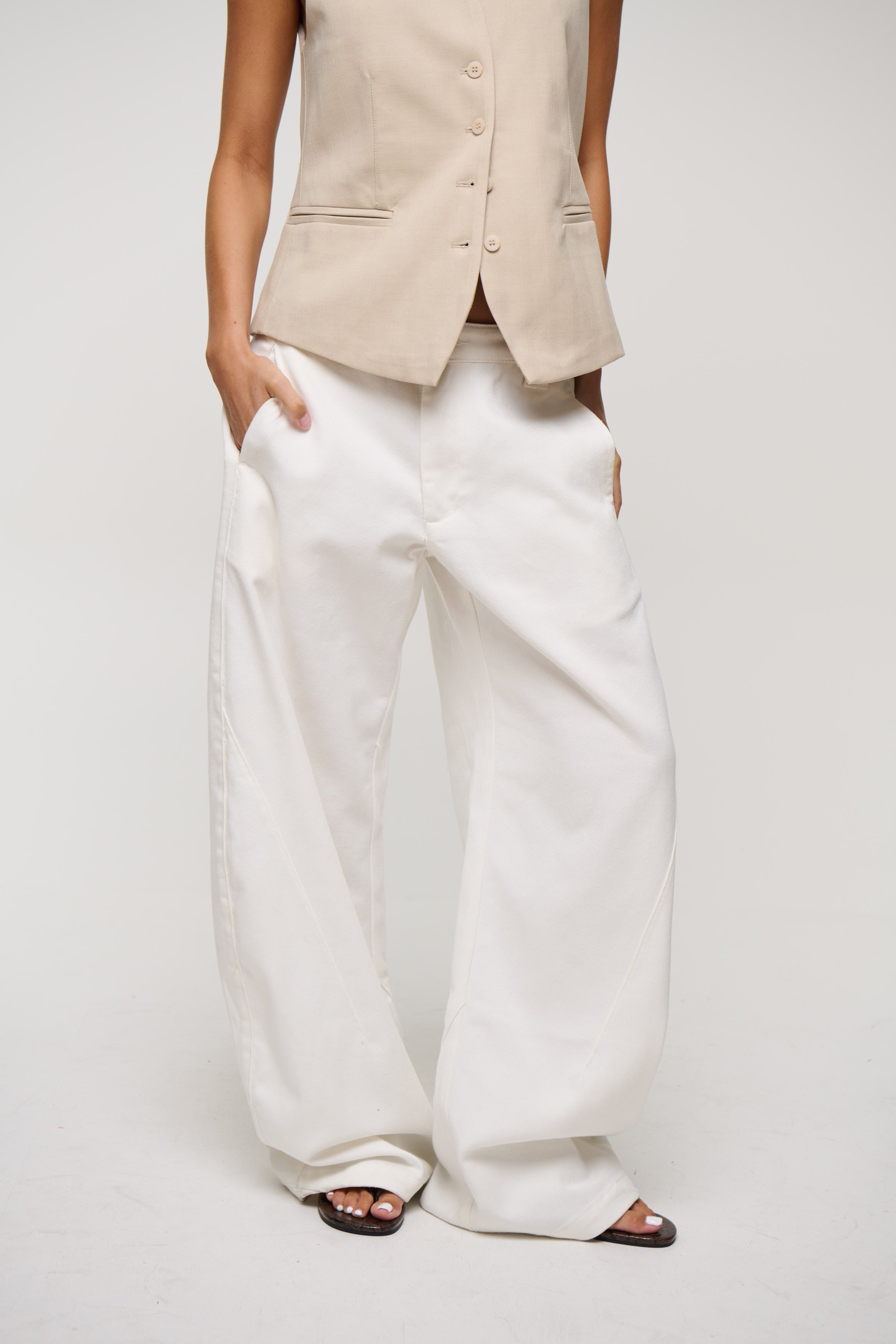 Sideline Jean Porcelain