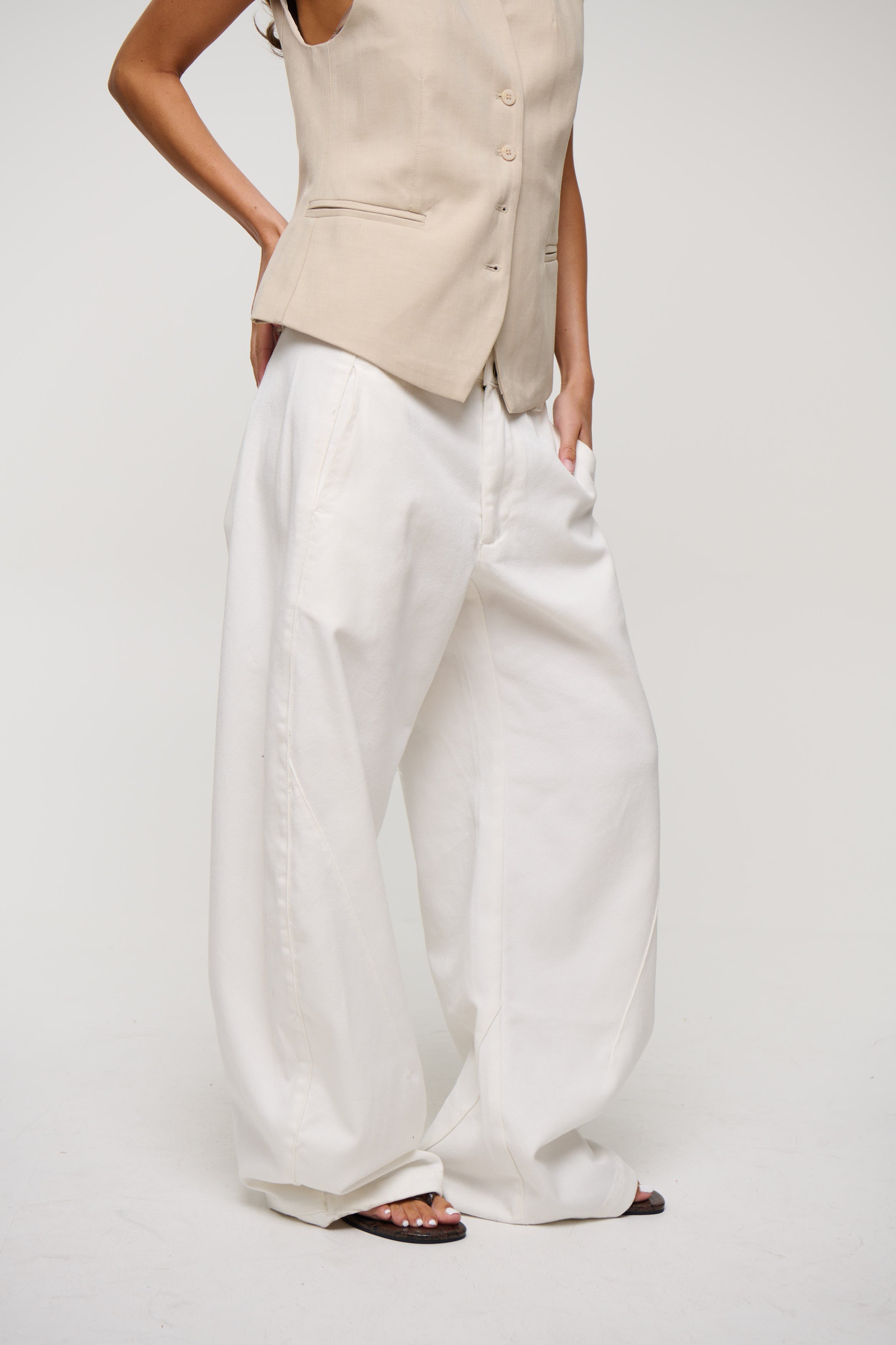 Sideline Jean Porcelain