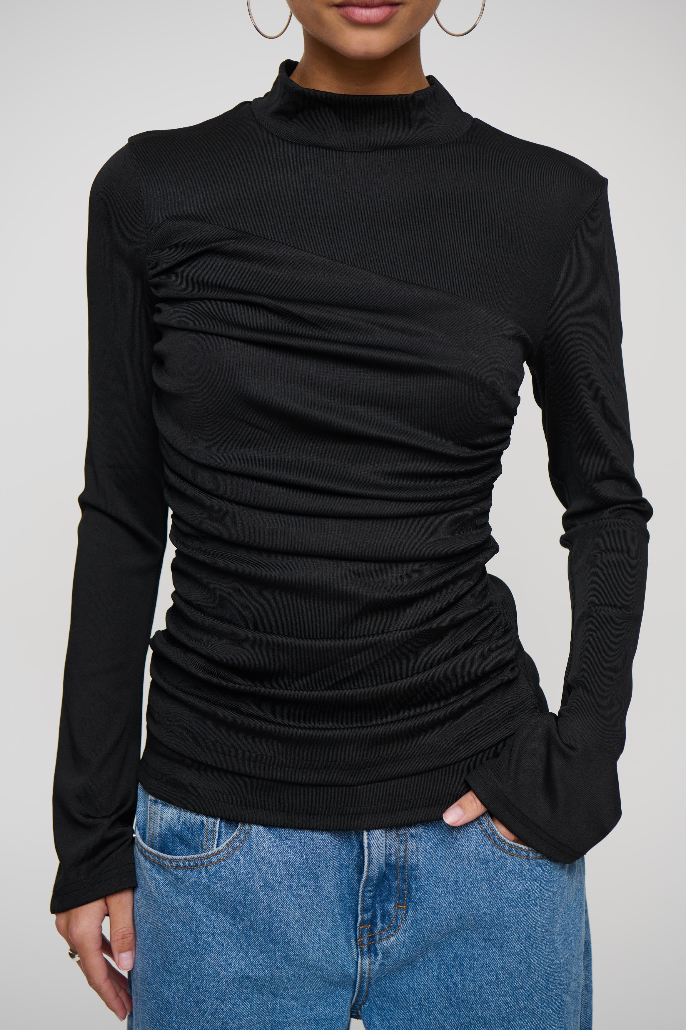 Andie Long Sleeve Black