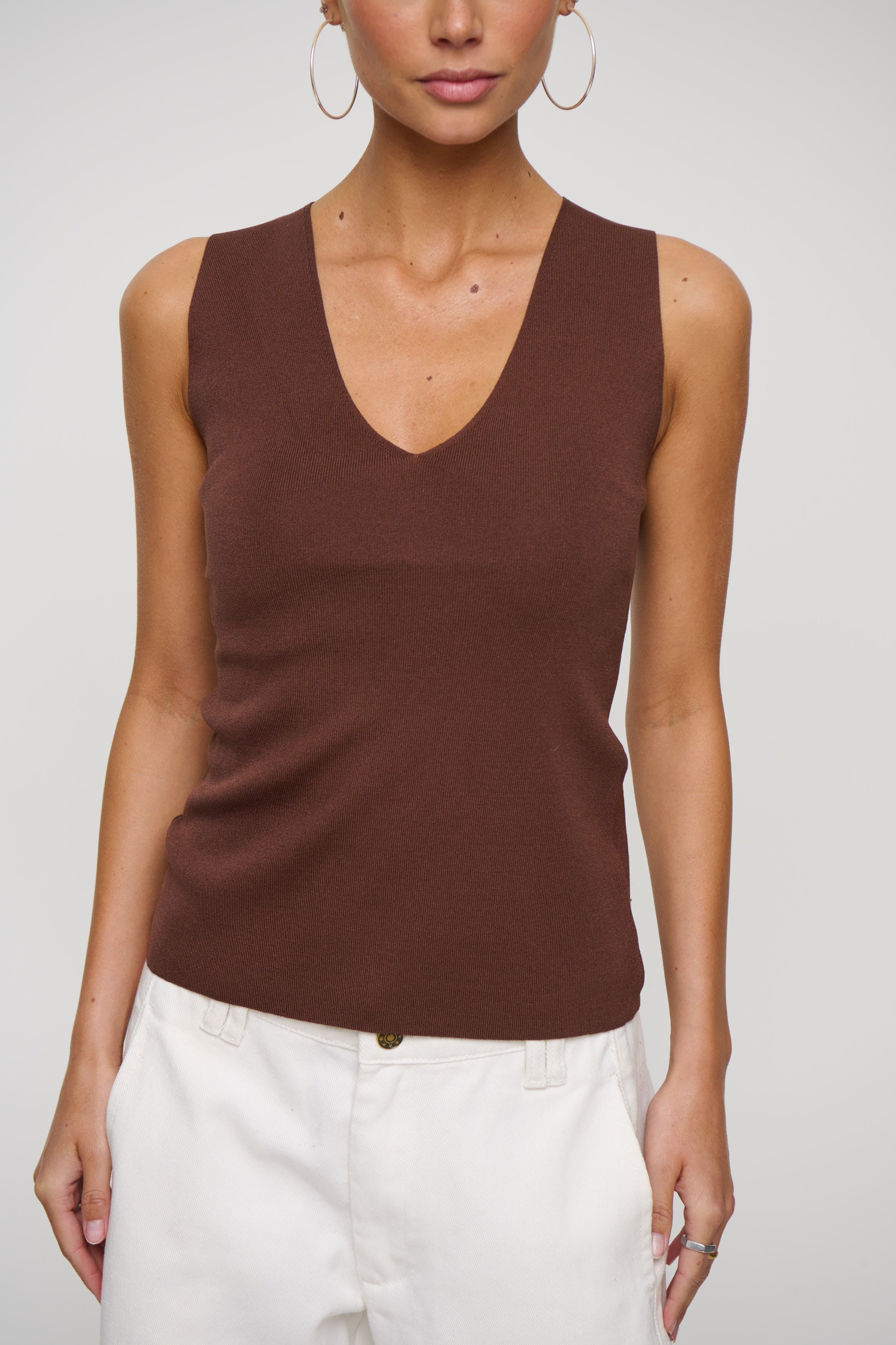 Isla V Neck Tank Chocolate