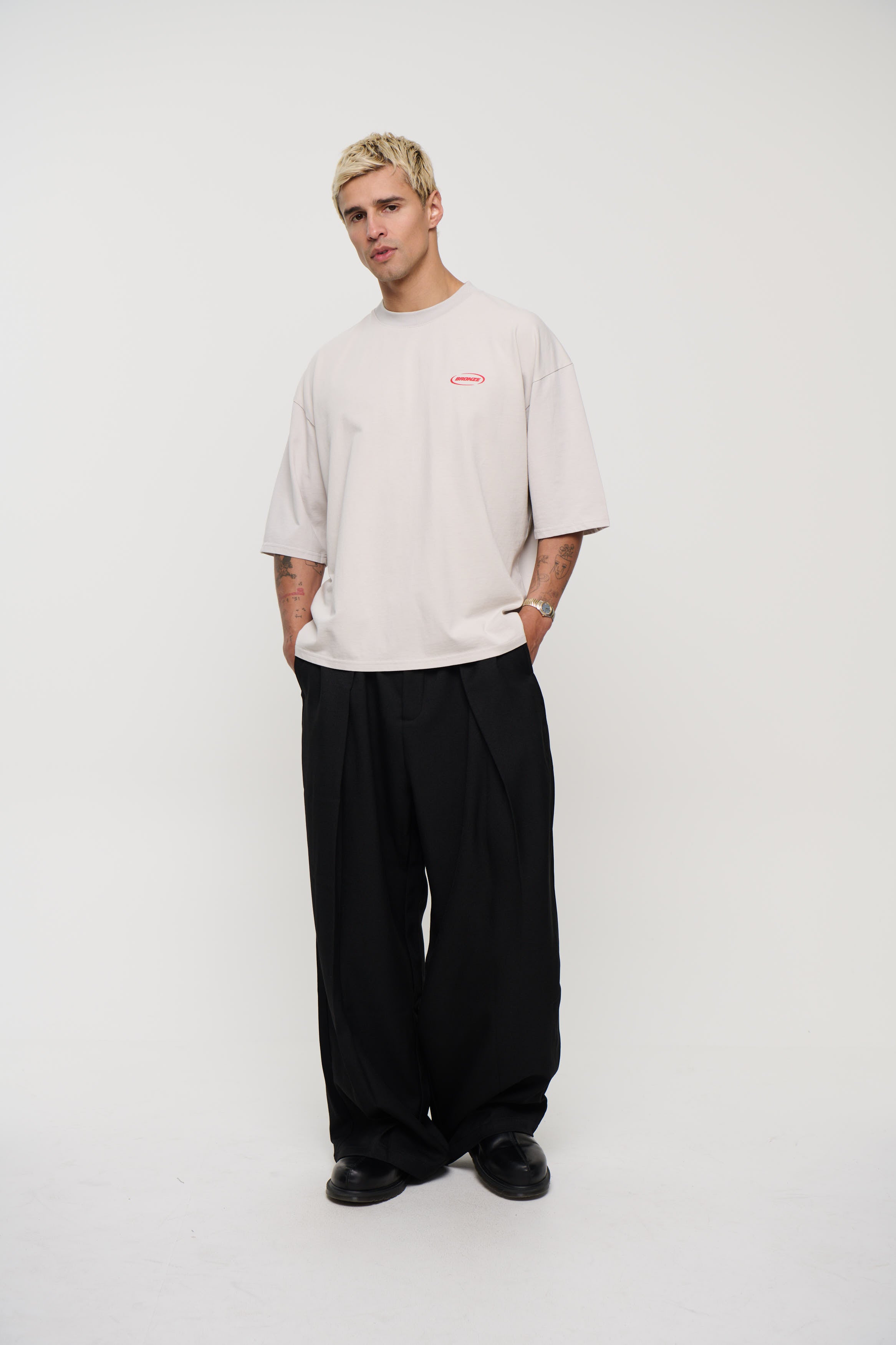 Riley Logo Tee Ivory