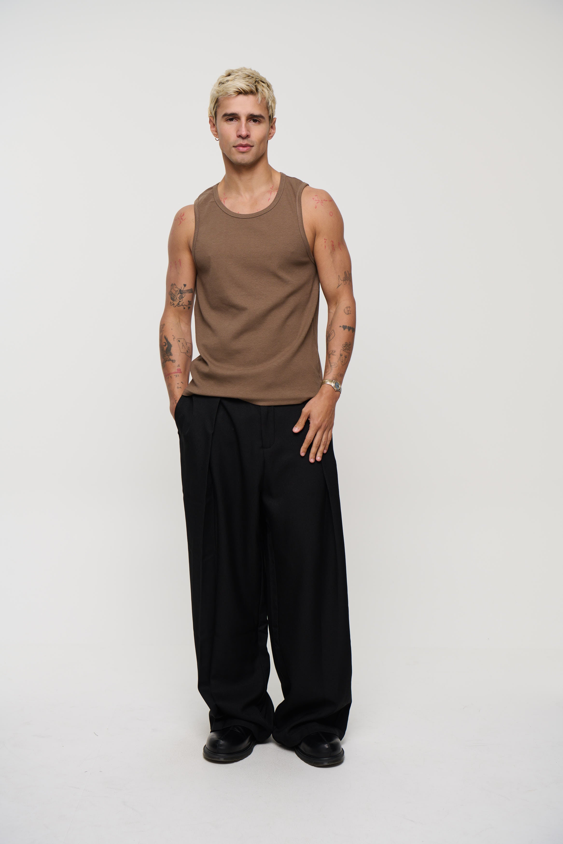 Declan Fitted Tank Choc