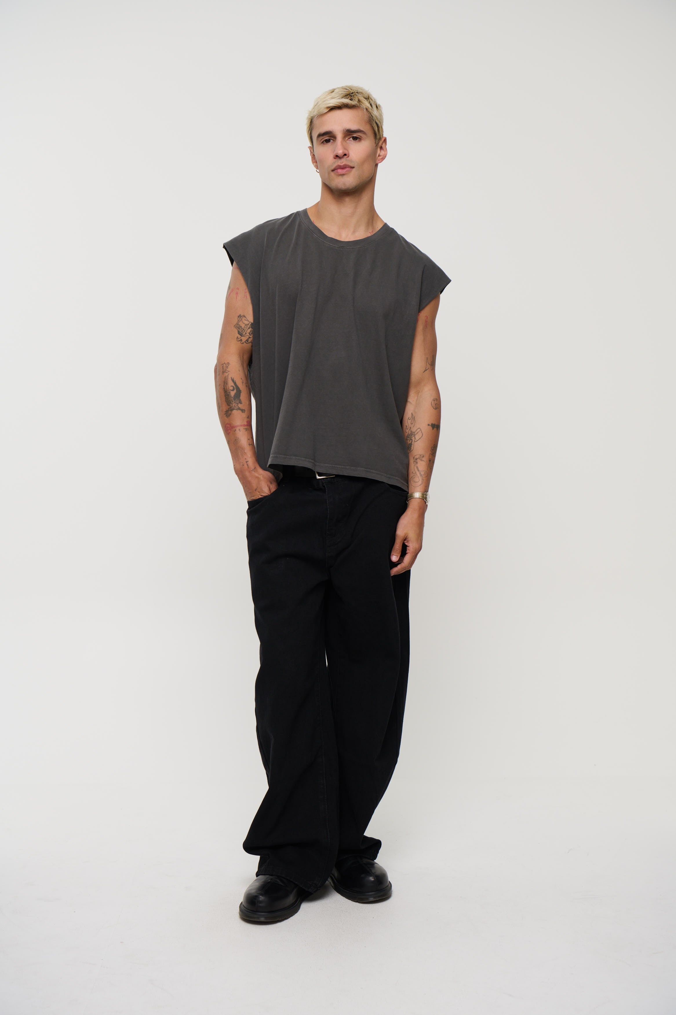 NTH Crop Box Tank Charcoal