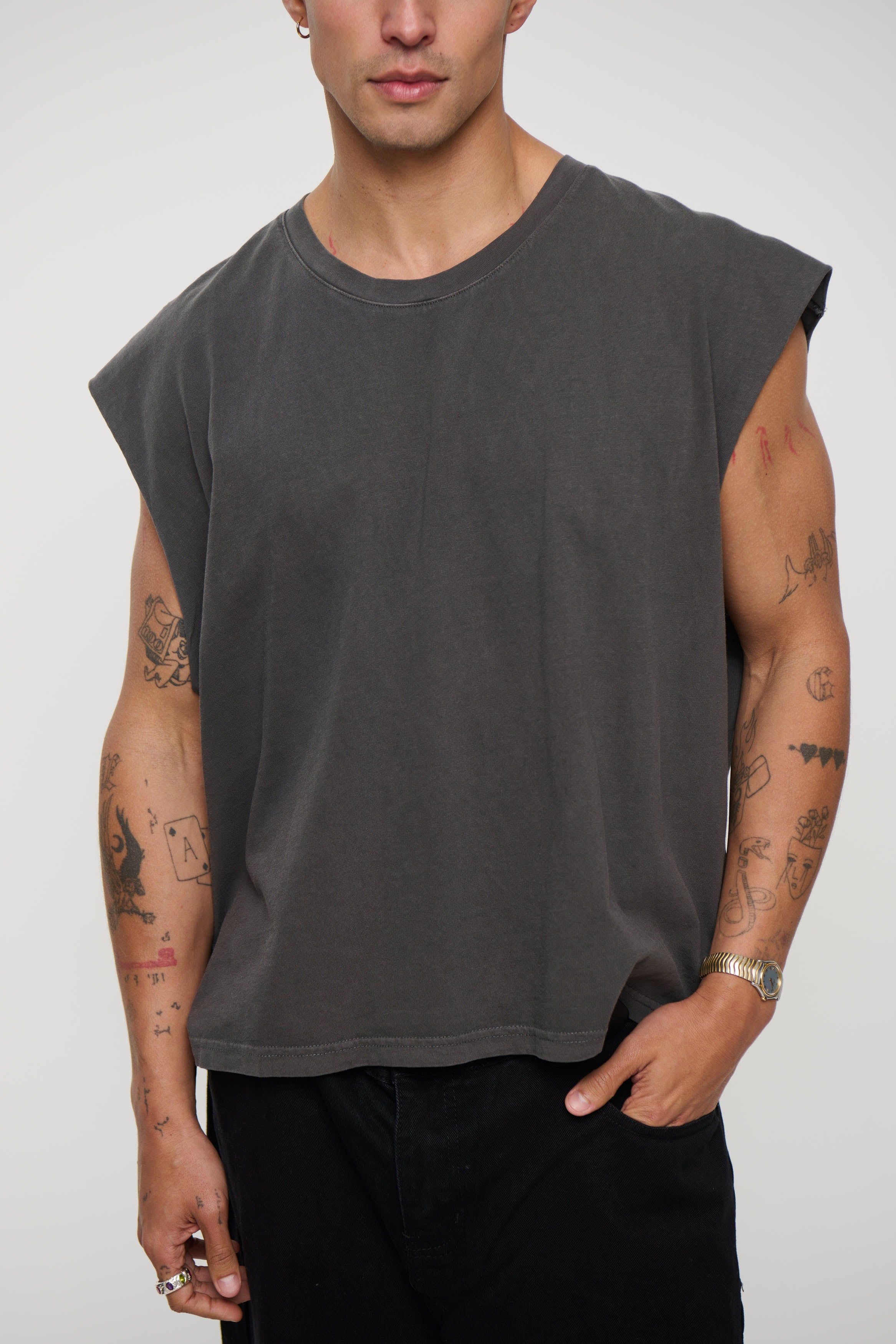 NTH Crop Box Tank Charcoal