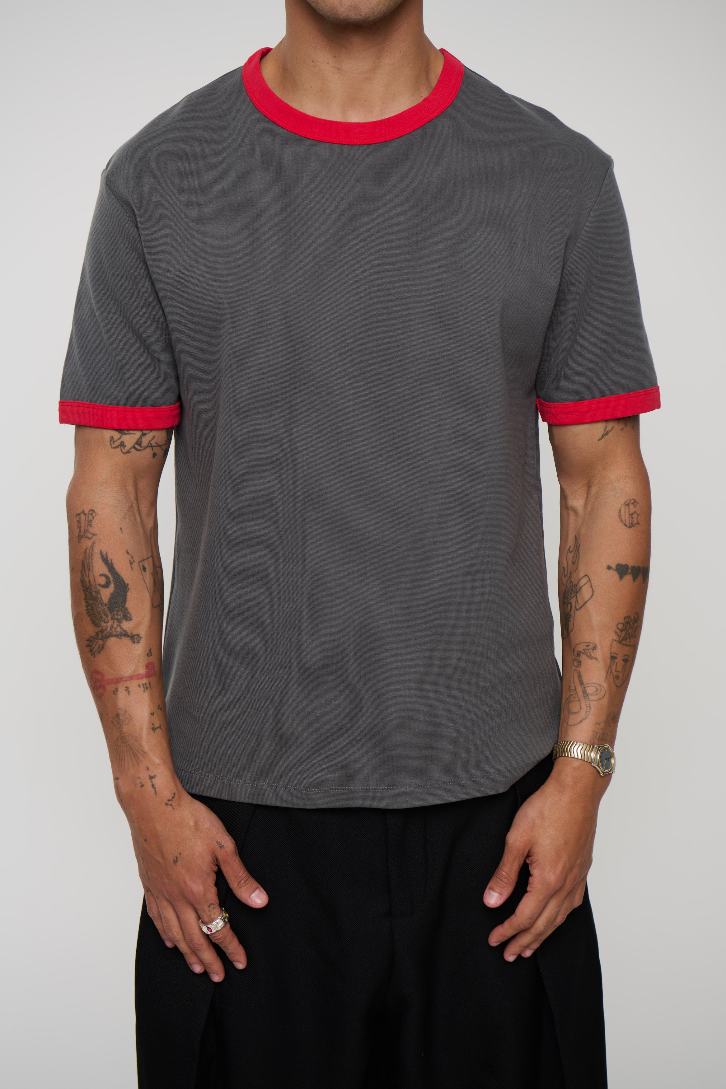 Charlie Ringer Tee Dark Grey