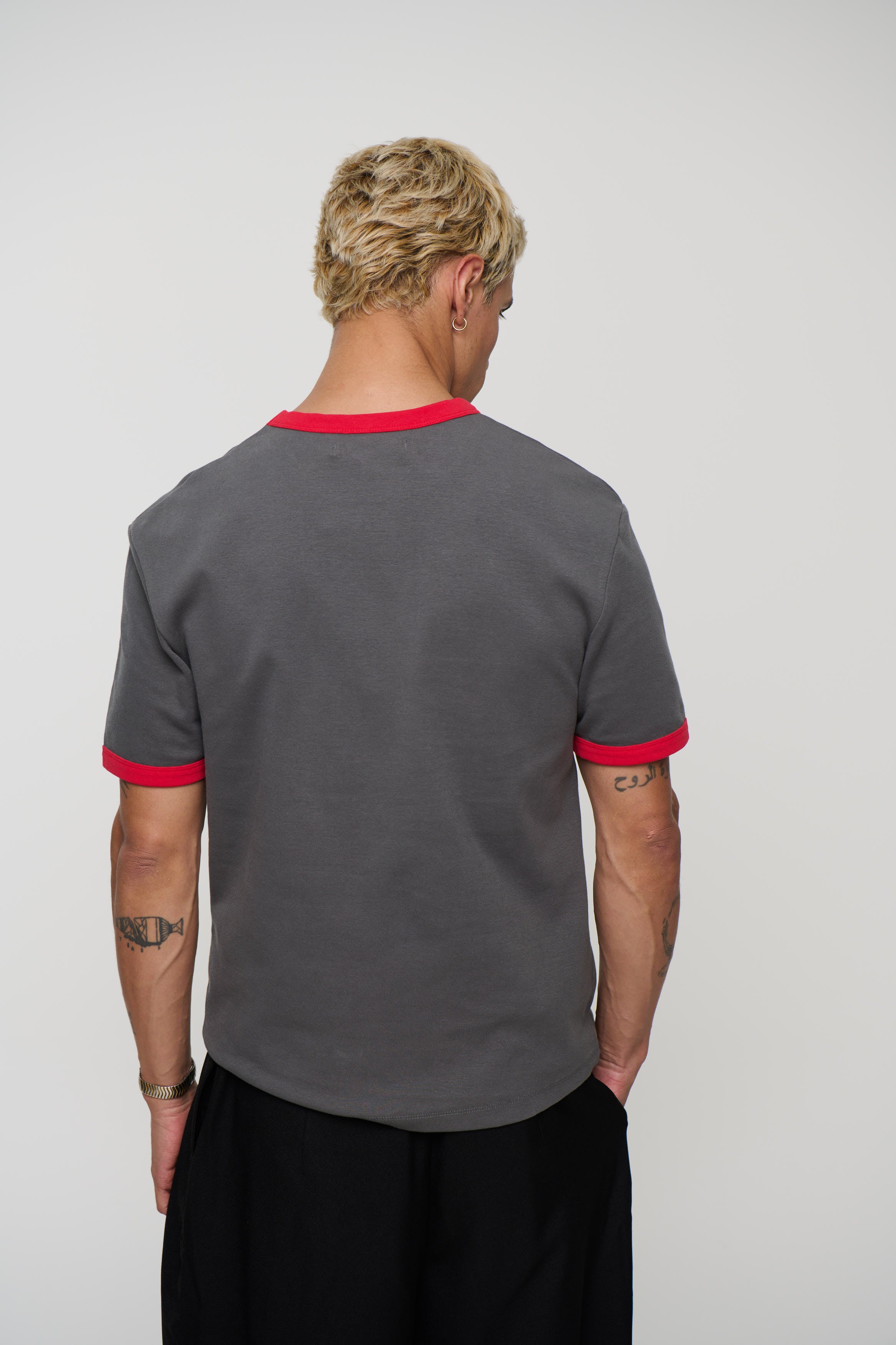 Charlie Ringer Tee Dark Grey