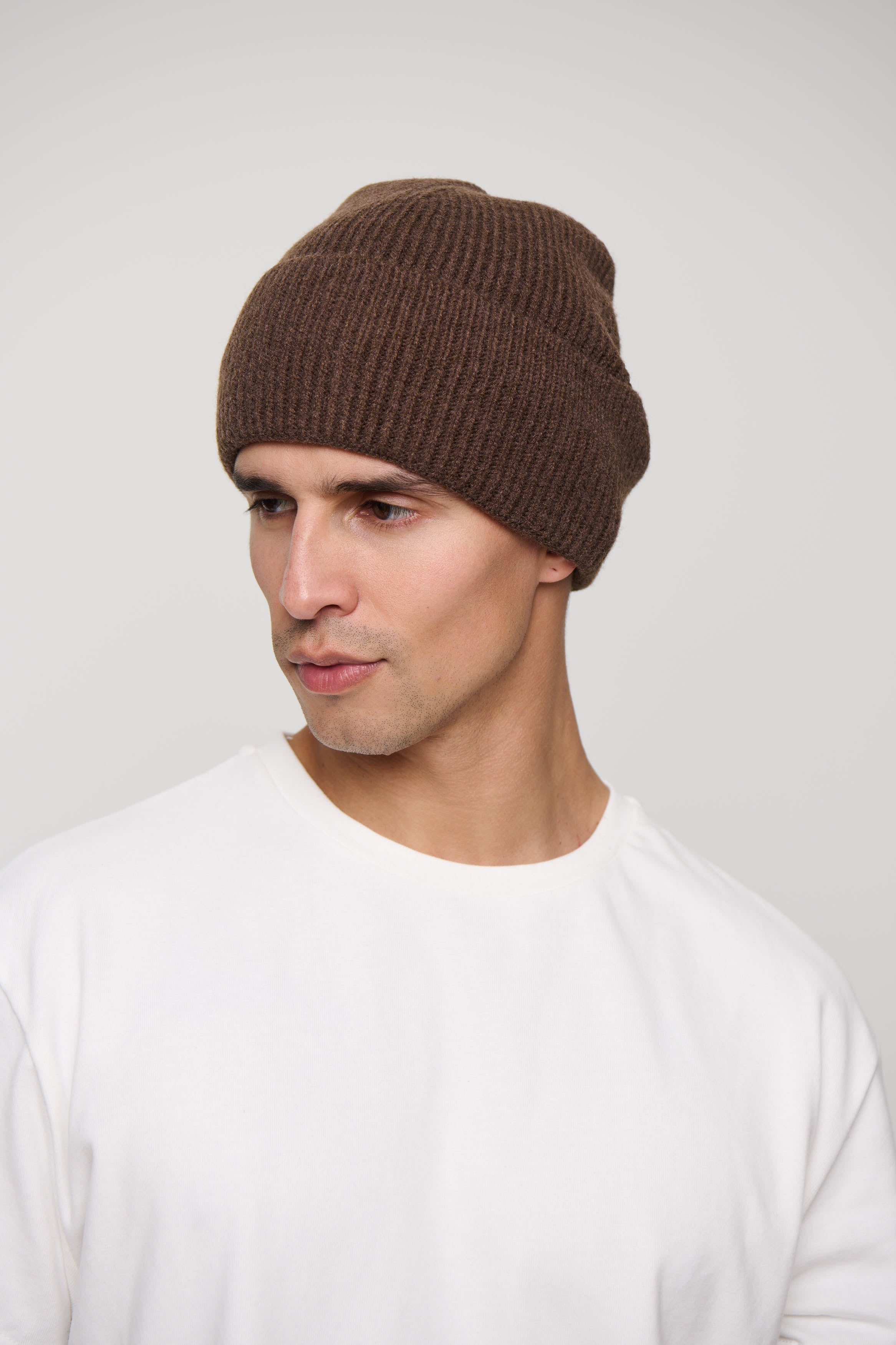 Classic Beanie Chocolate