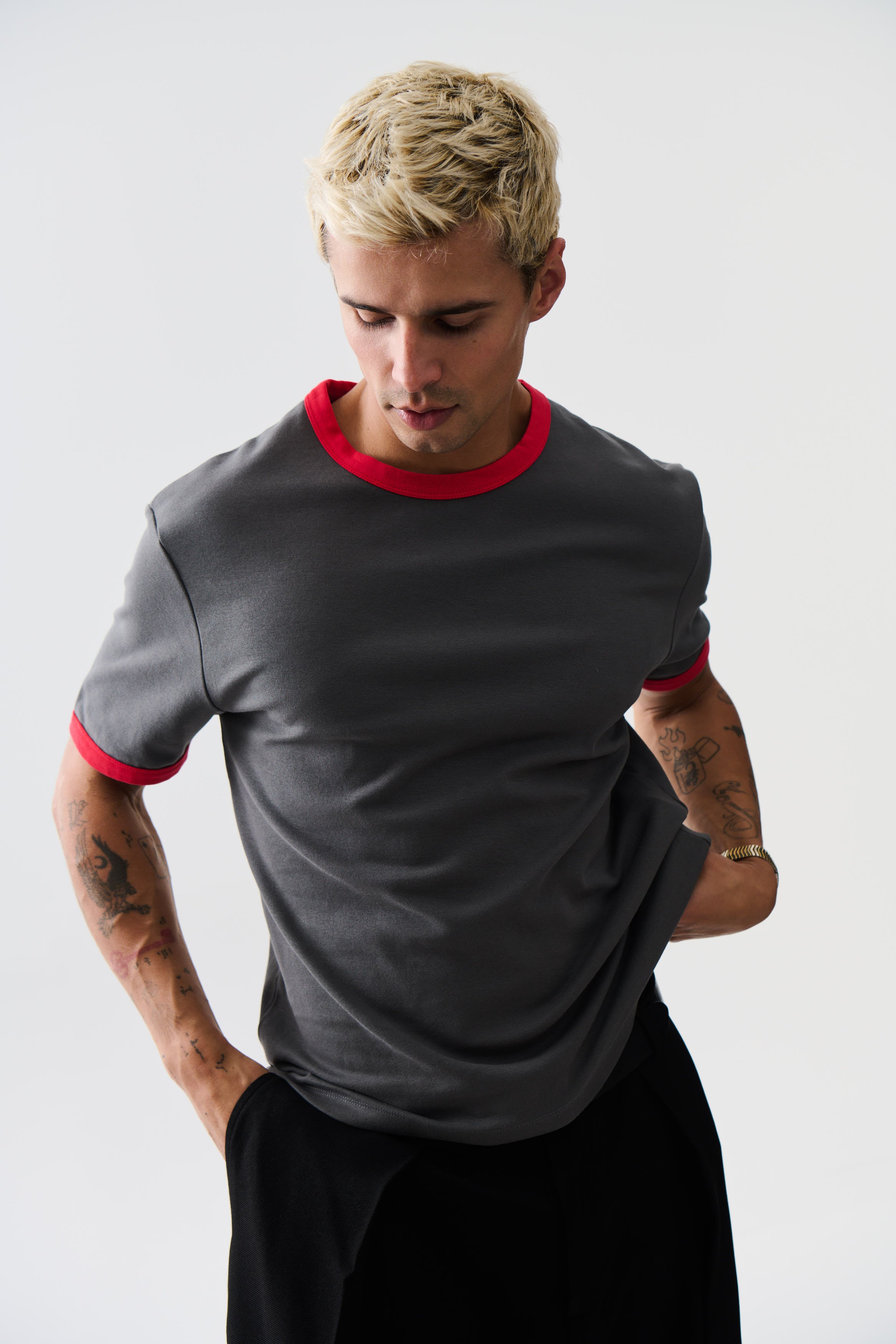 Charlie Ringer Tee Dark Grey