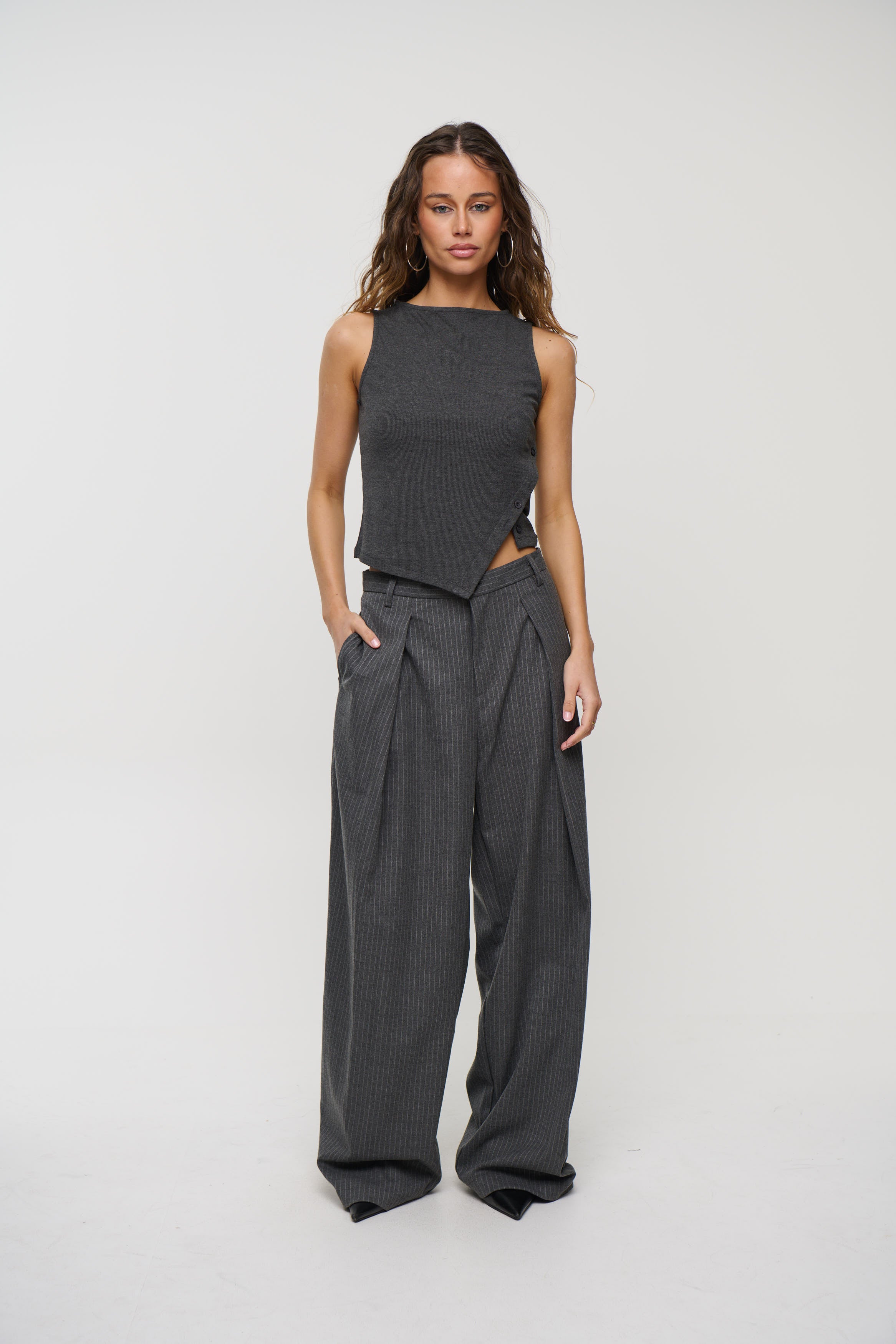 Mia Ribbed Top Dark Grey