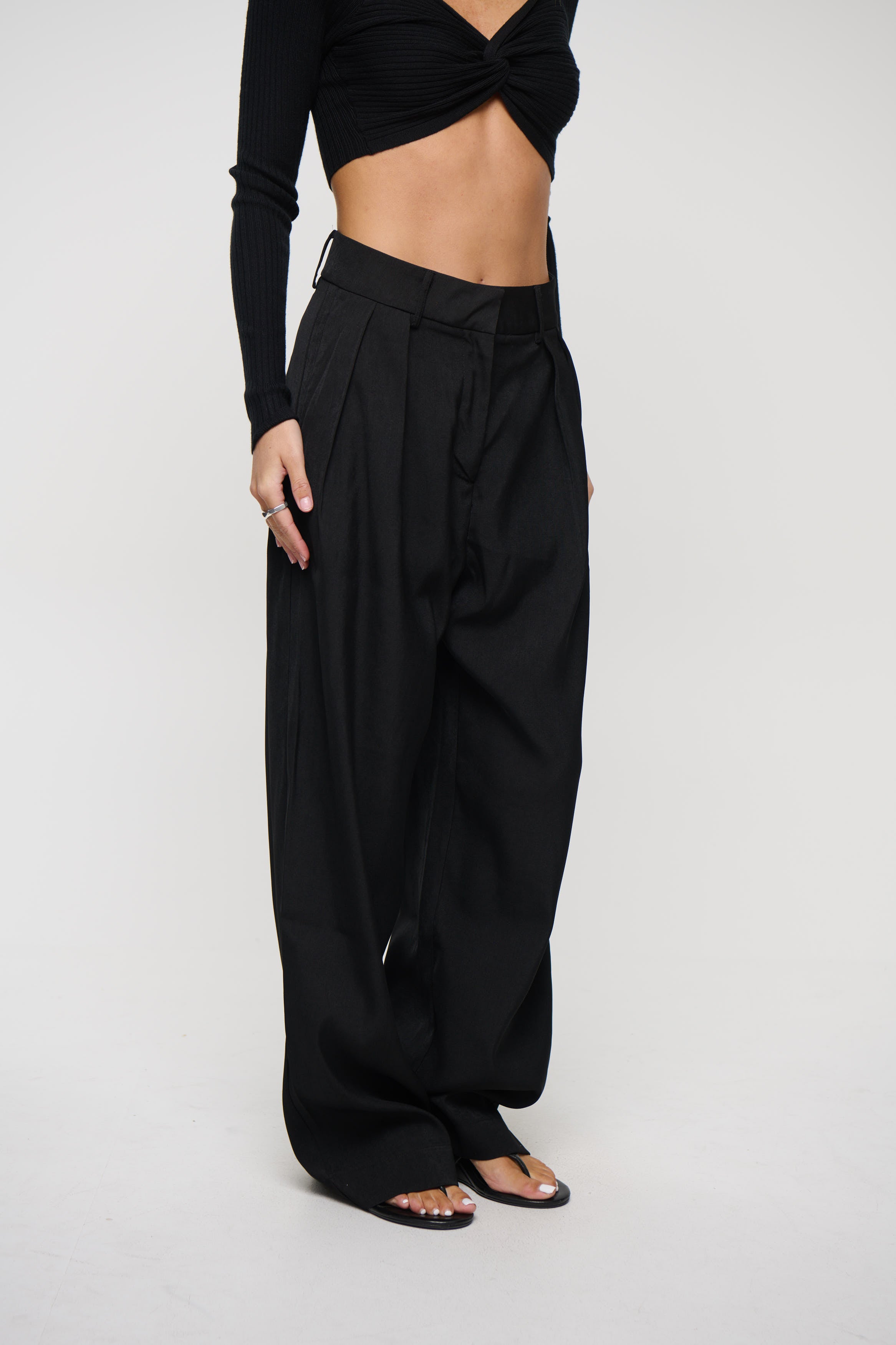 Vanessa Pant Black